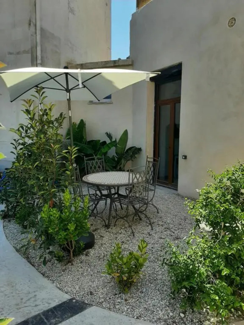 Le Arbousier -à 5 min des plages - parking