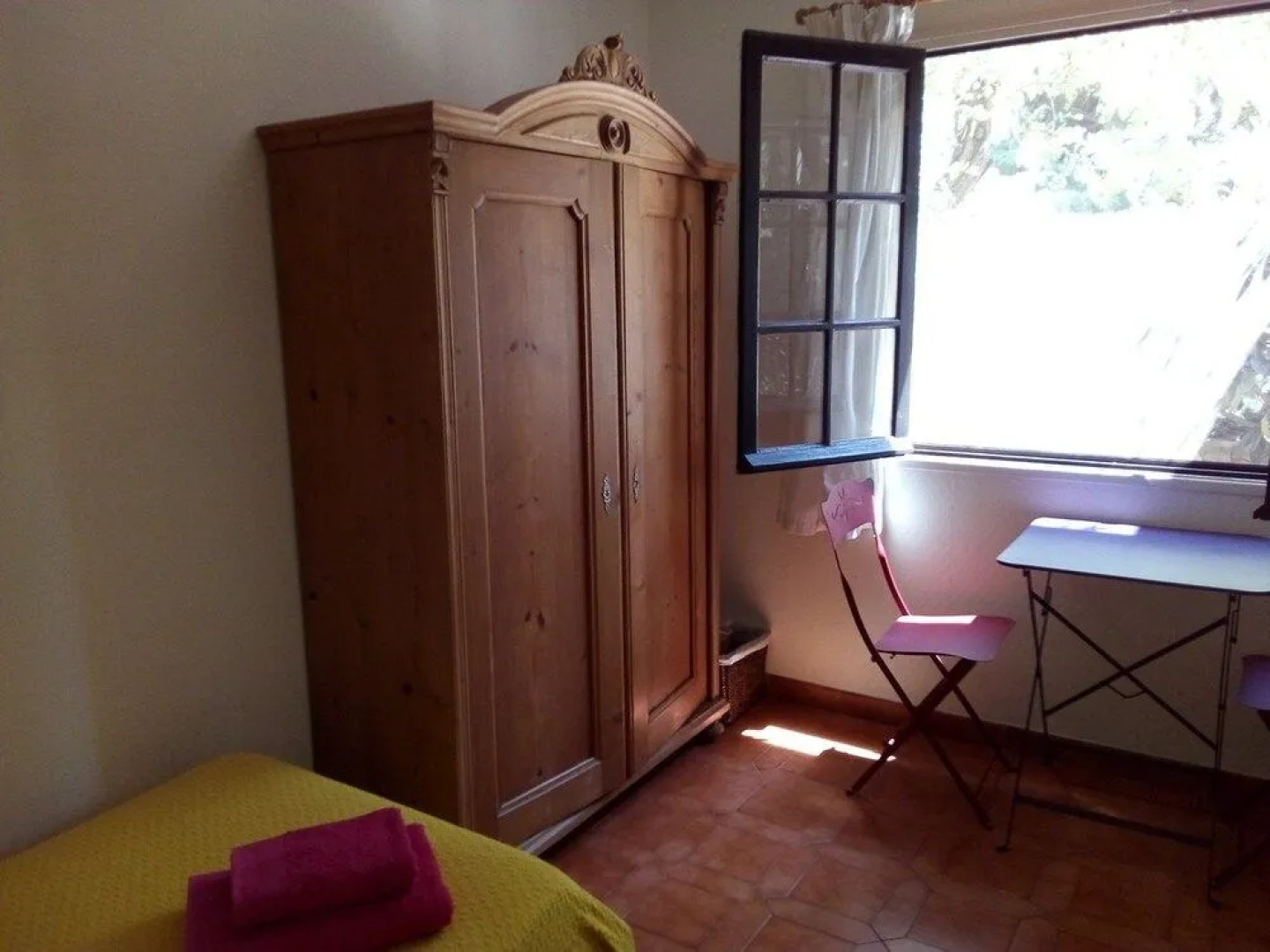 Le Paradis De Valerie