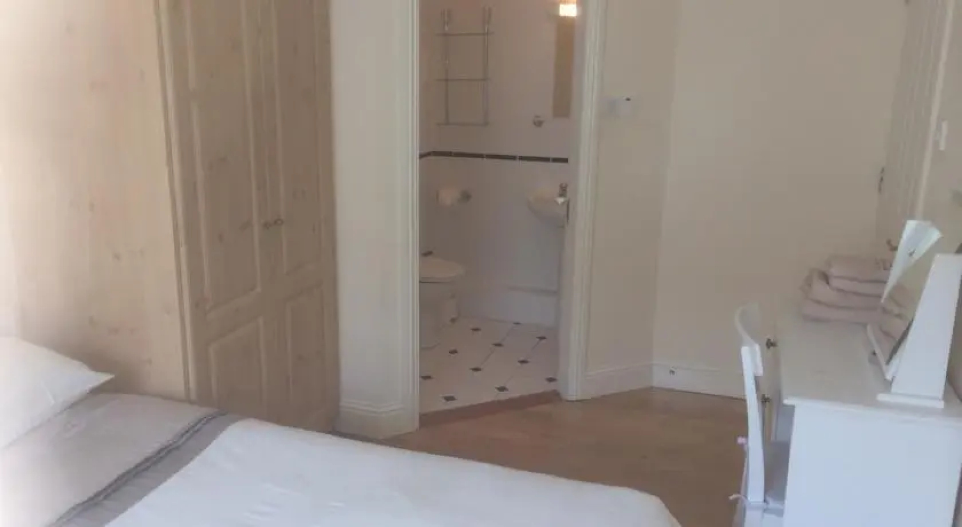 12 Monterey Court Self-Catering