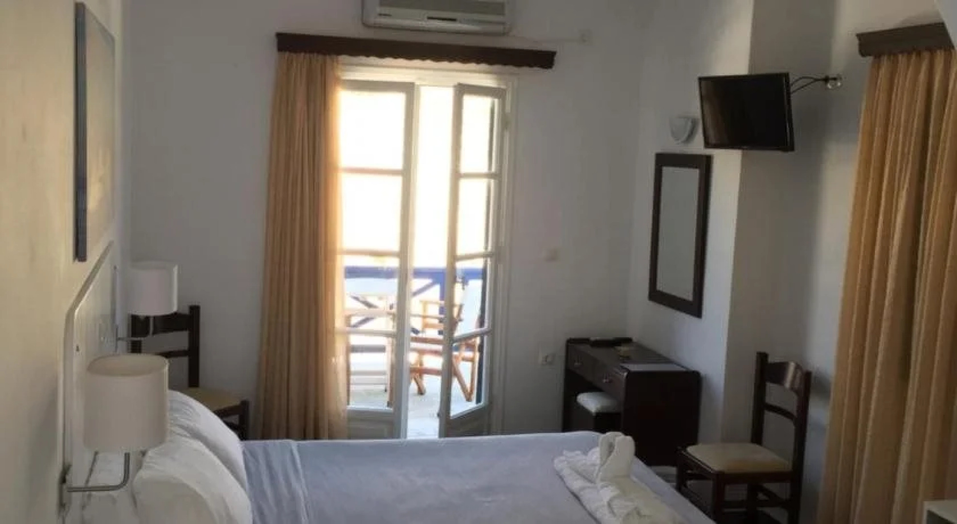 Pasithea Folegandros