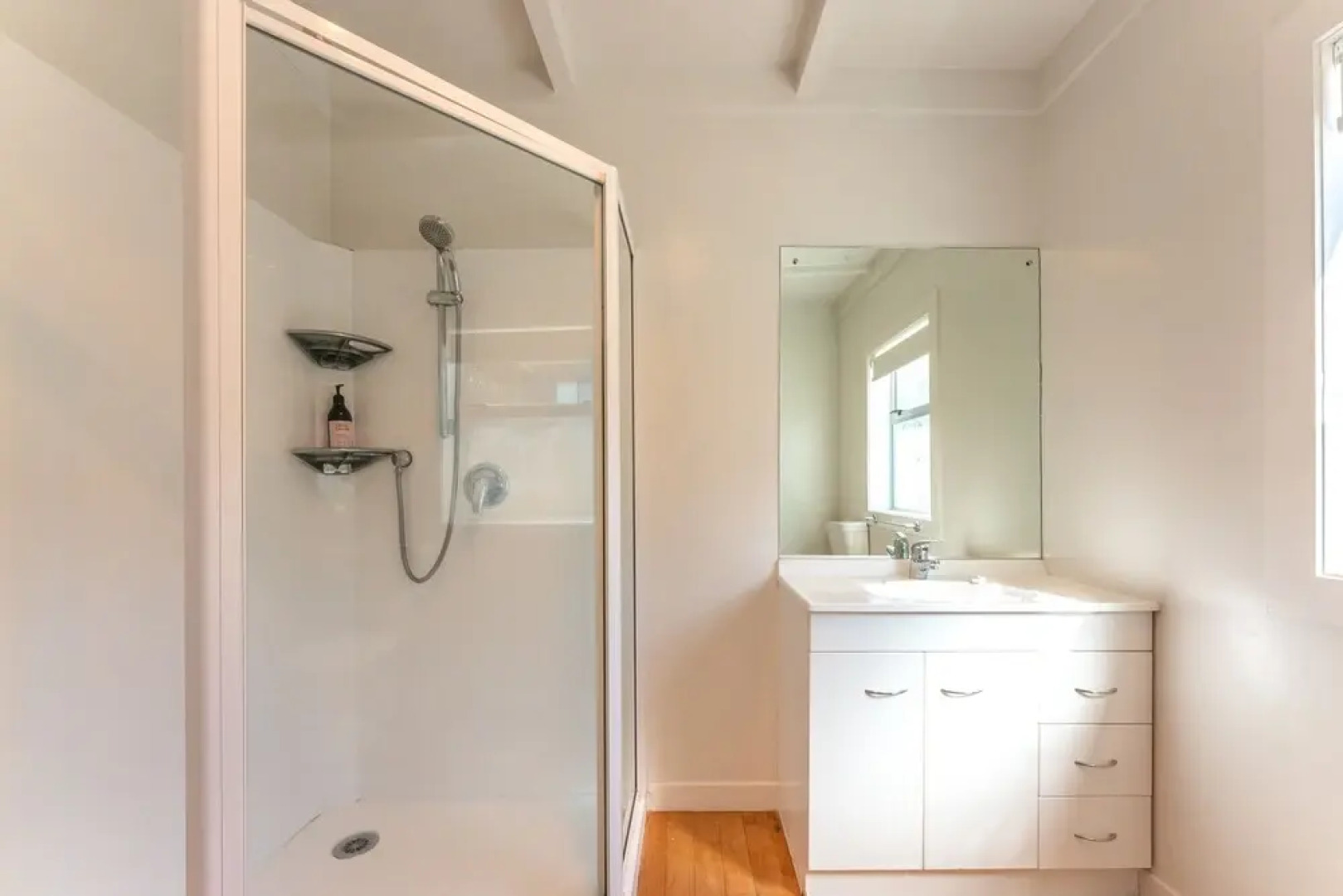 Marama Cottages with Ocean Views