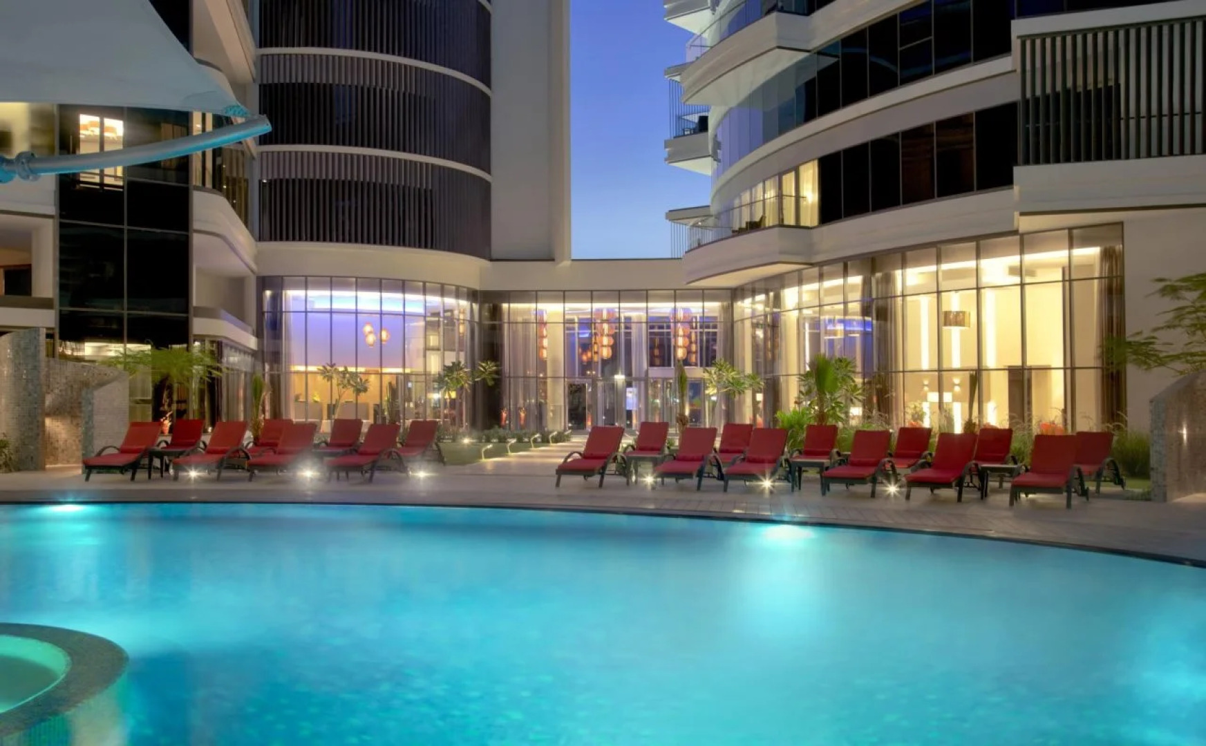 Majestic Arjaan by Rotana Hotel