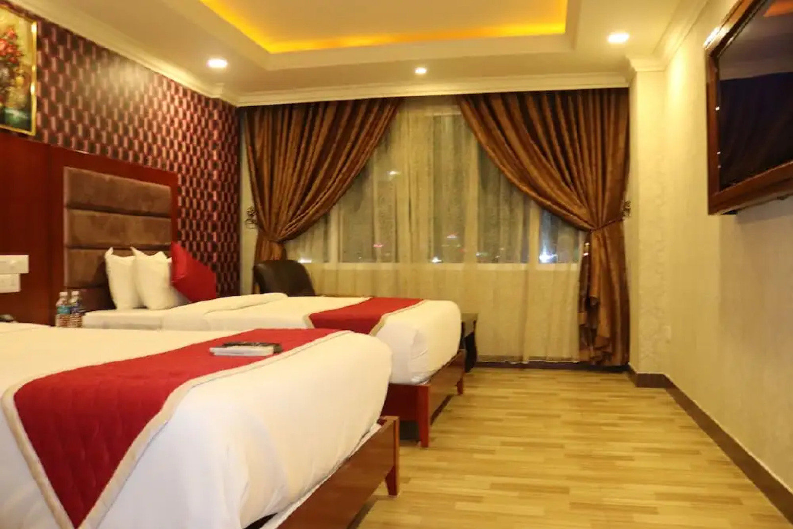 Hyders Park - The Business Hotel