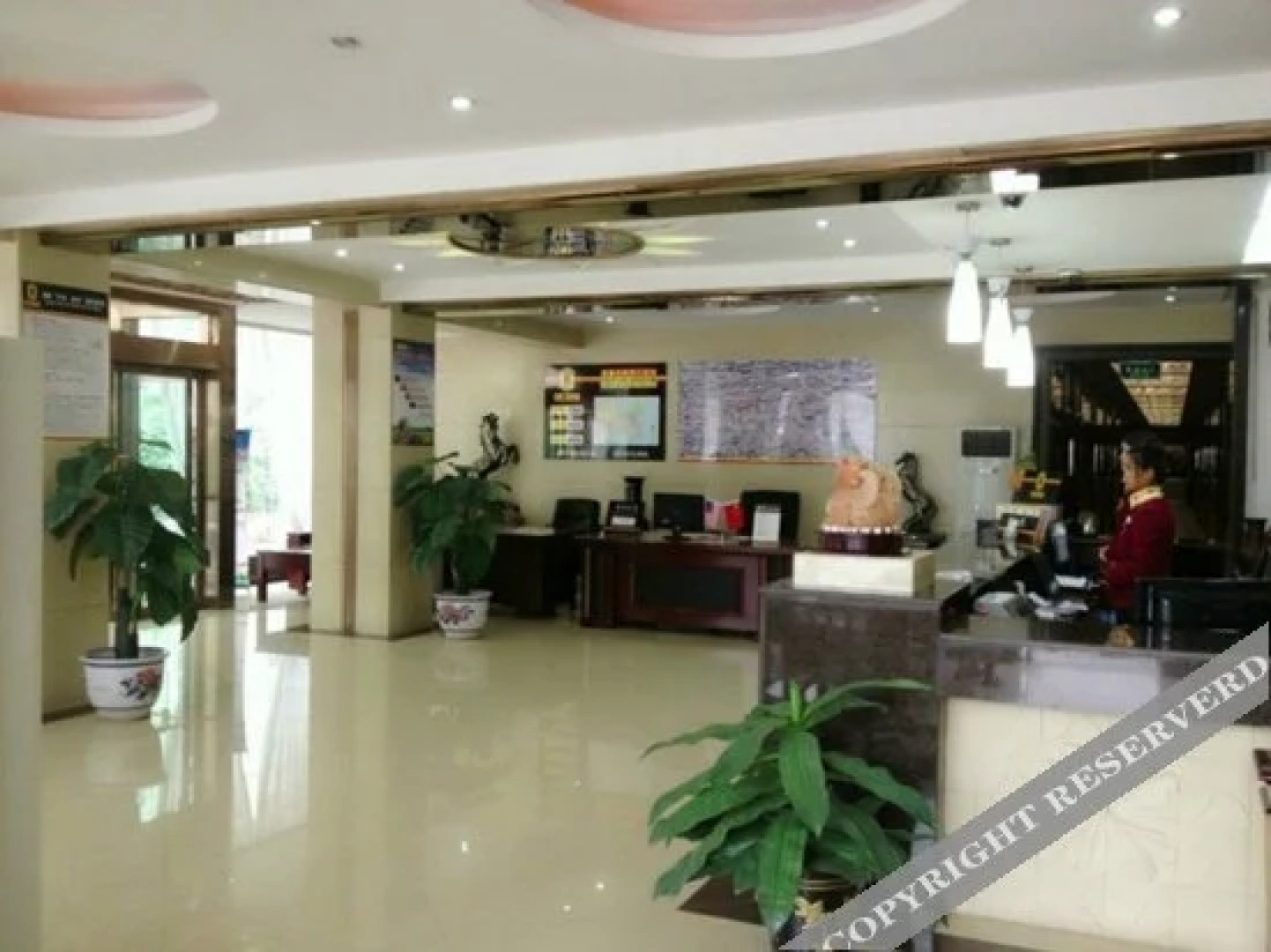 Super 8 Pingliang Xi Men Kou