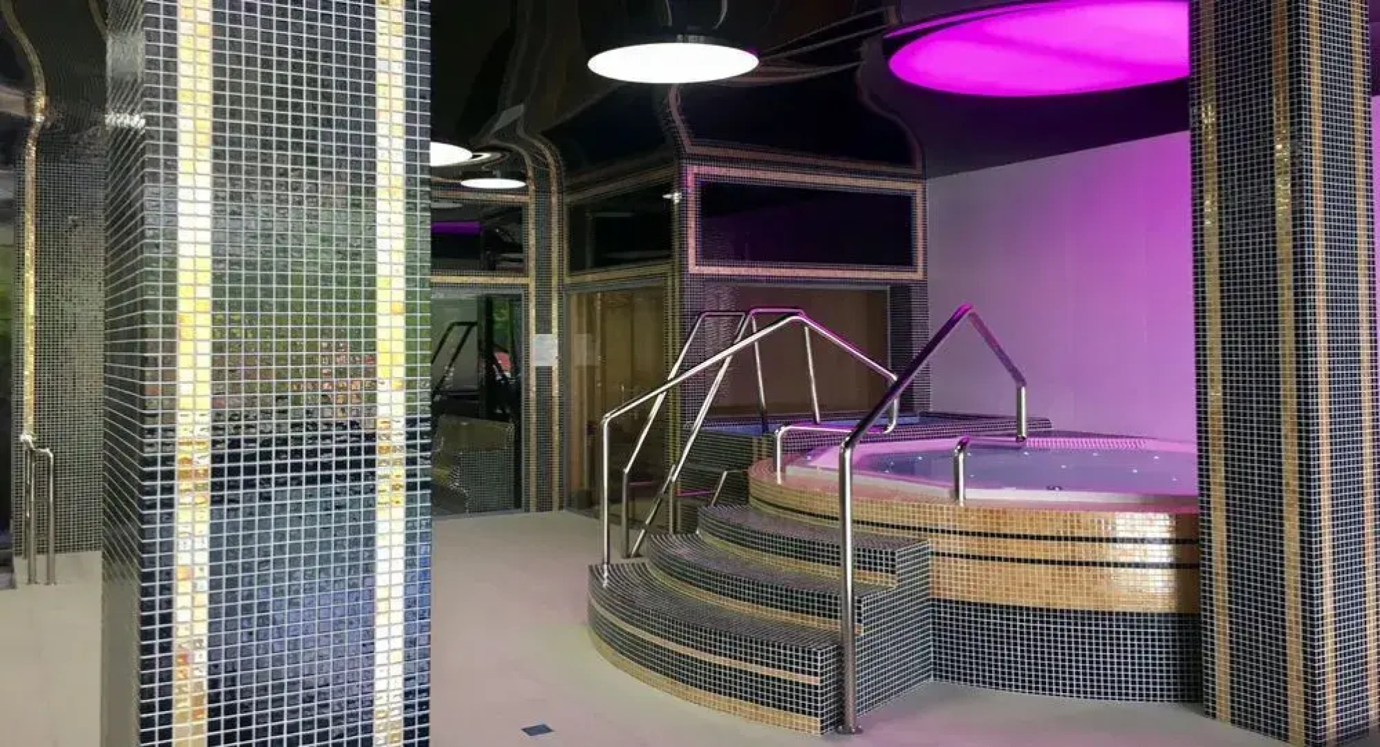 Best Western Plus Business Faltom Hotel