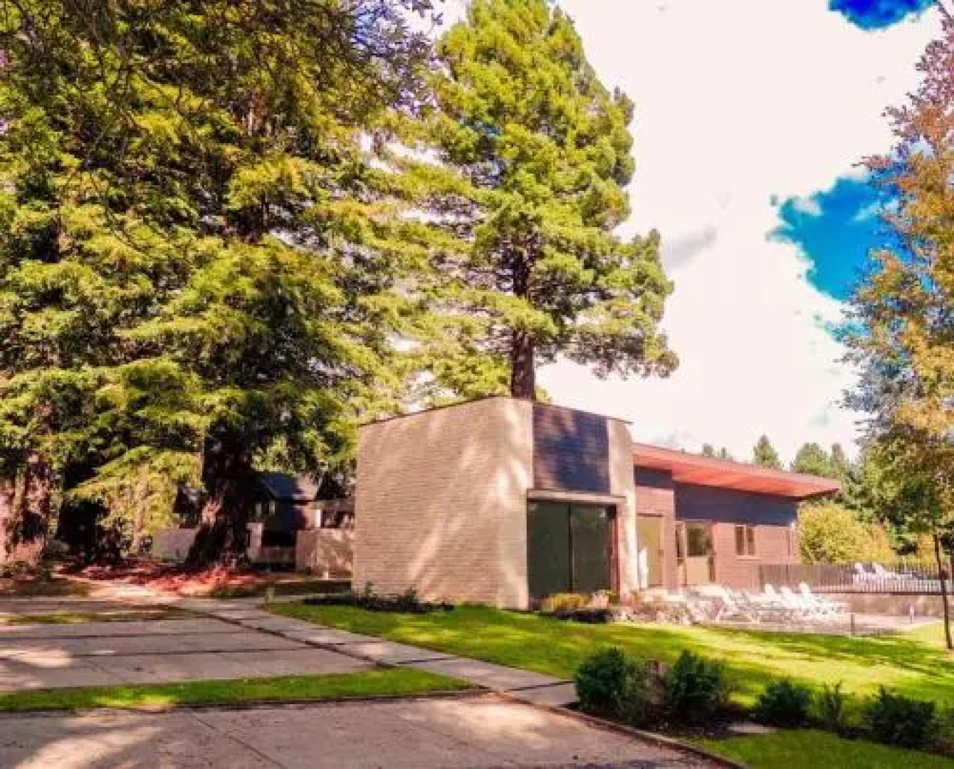 Pucon House - Lake & Volcano