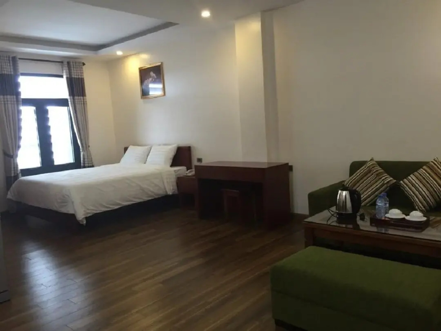 Phoenix 3 International Hotel