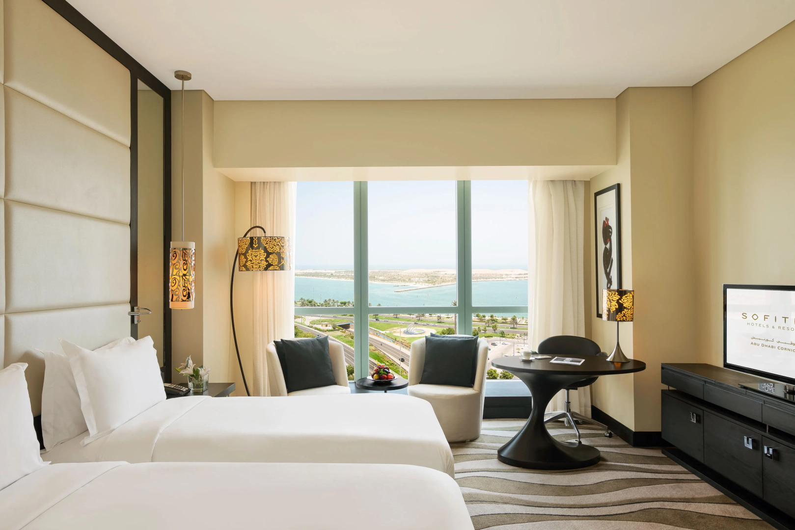 Отель Sofitel Abu Dhabi Corniche