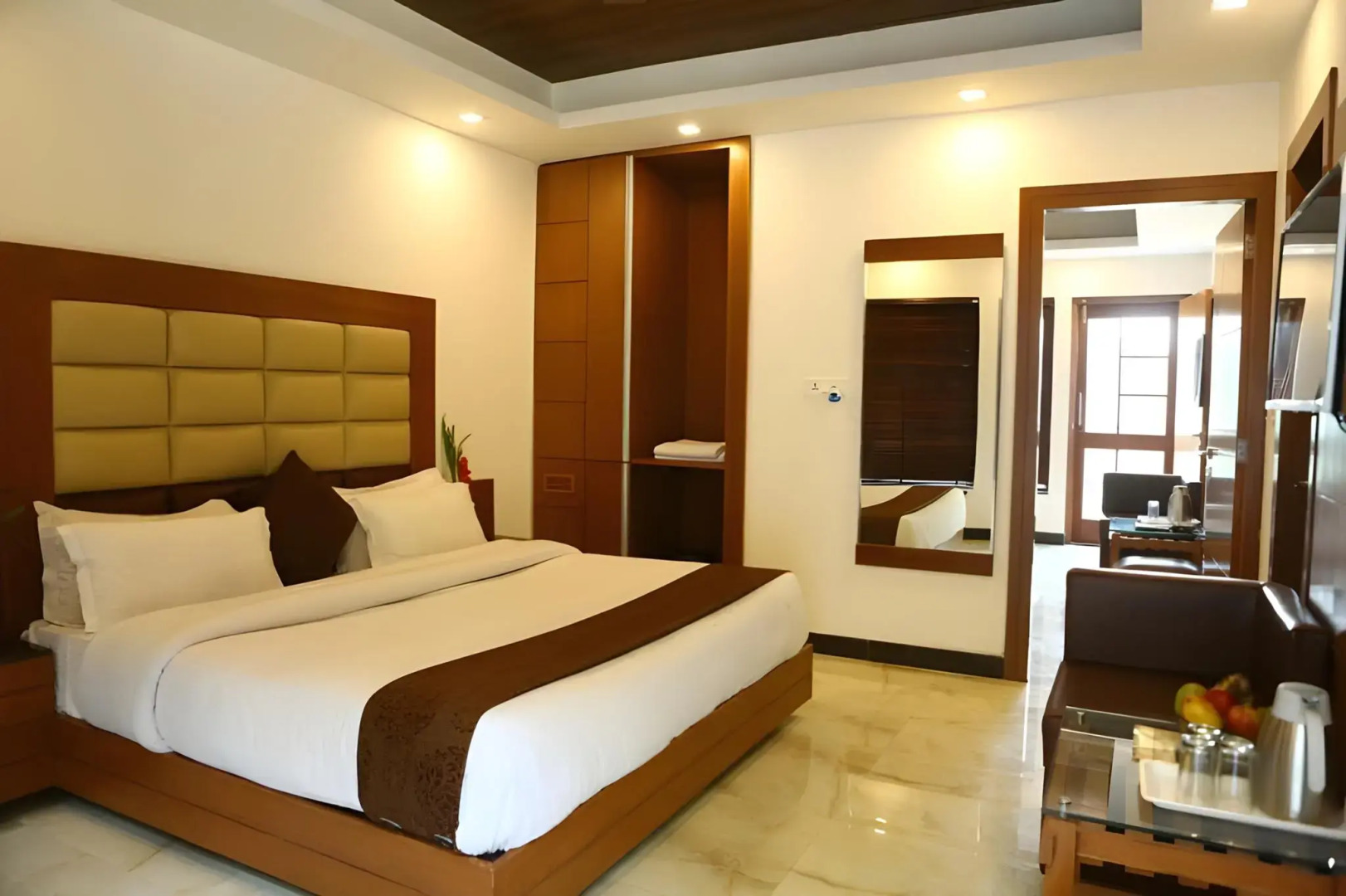 OYO Rooms Mussoorie Library