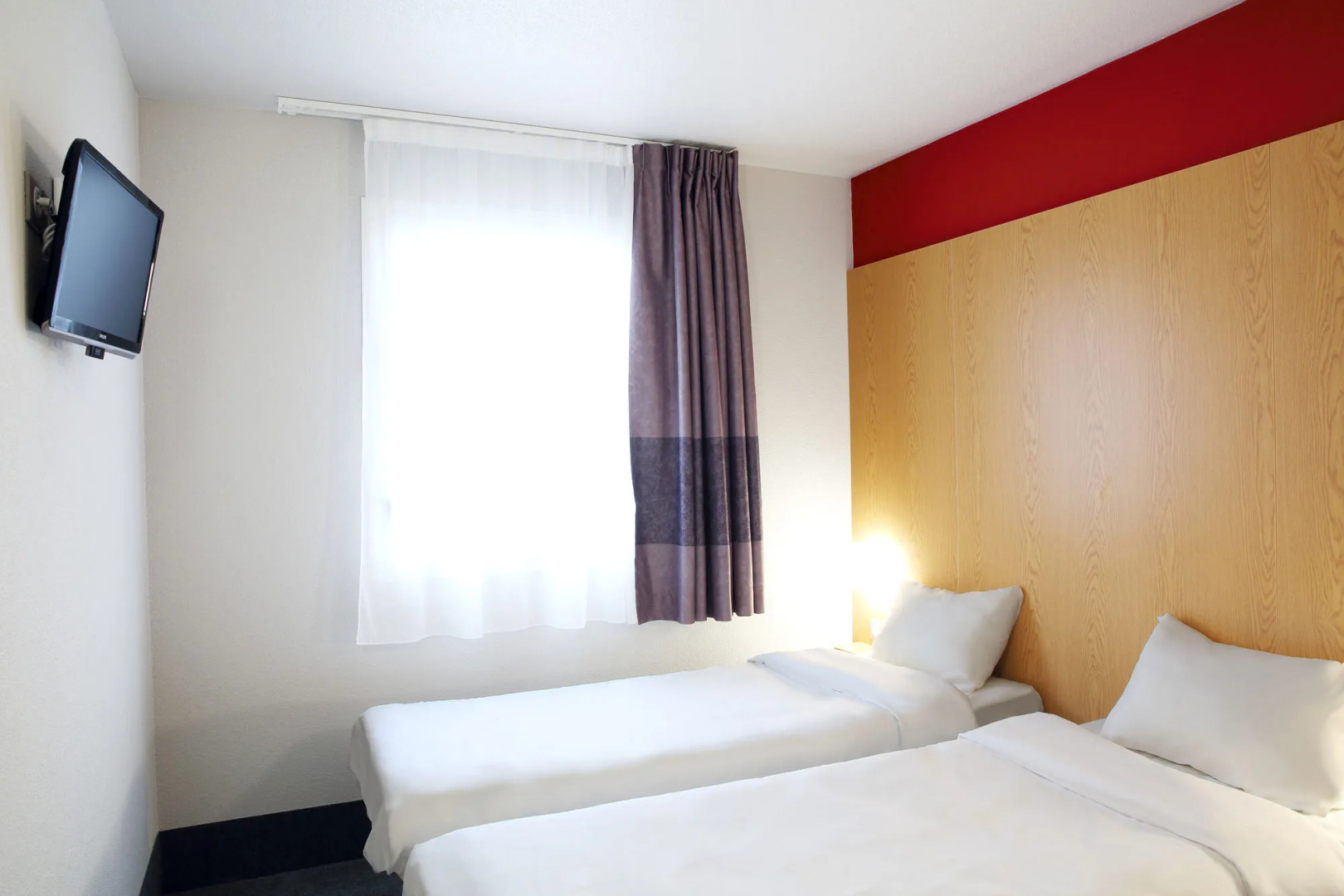 B&B HOTEL Perpignan Sud Marché International