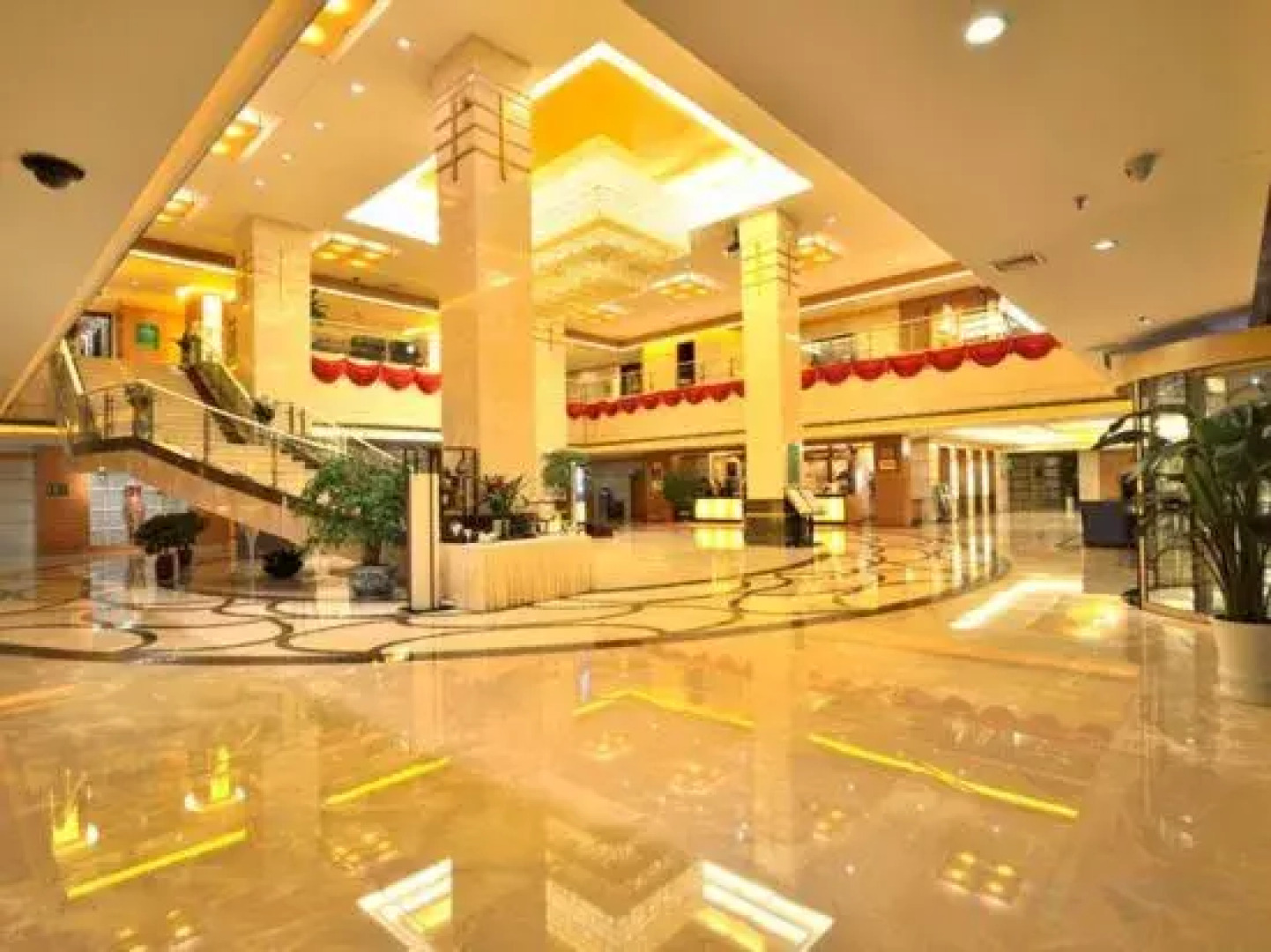 Green Lake Hotel Jinzhou