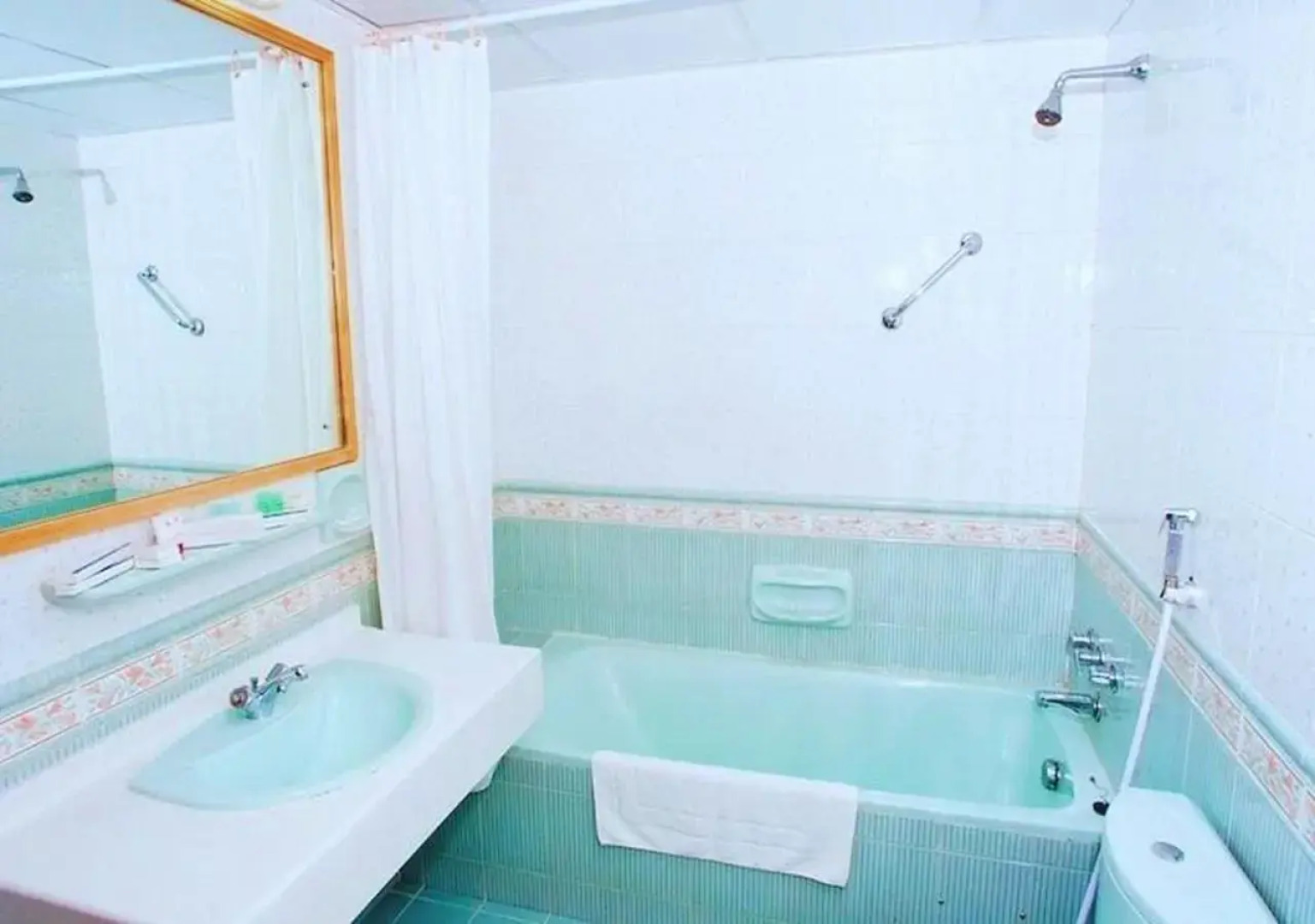 Safeer Hotel Suites - Aparthotel