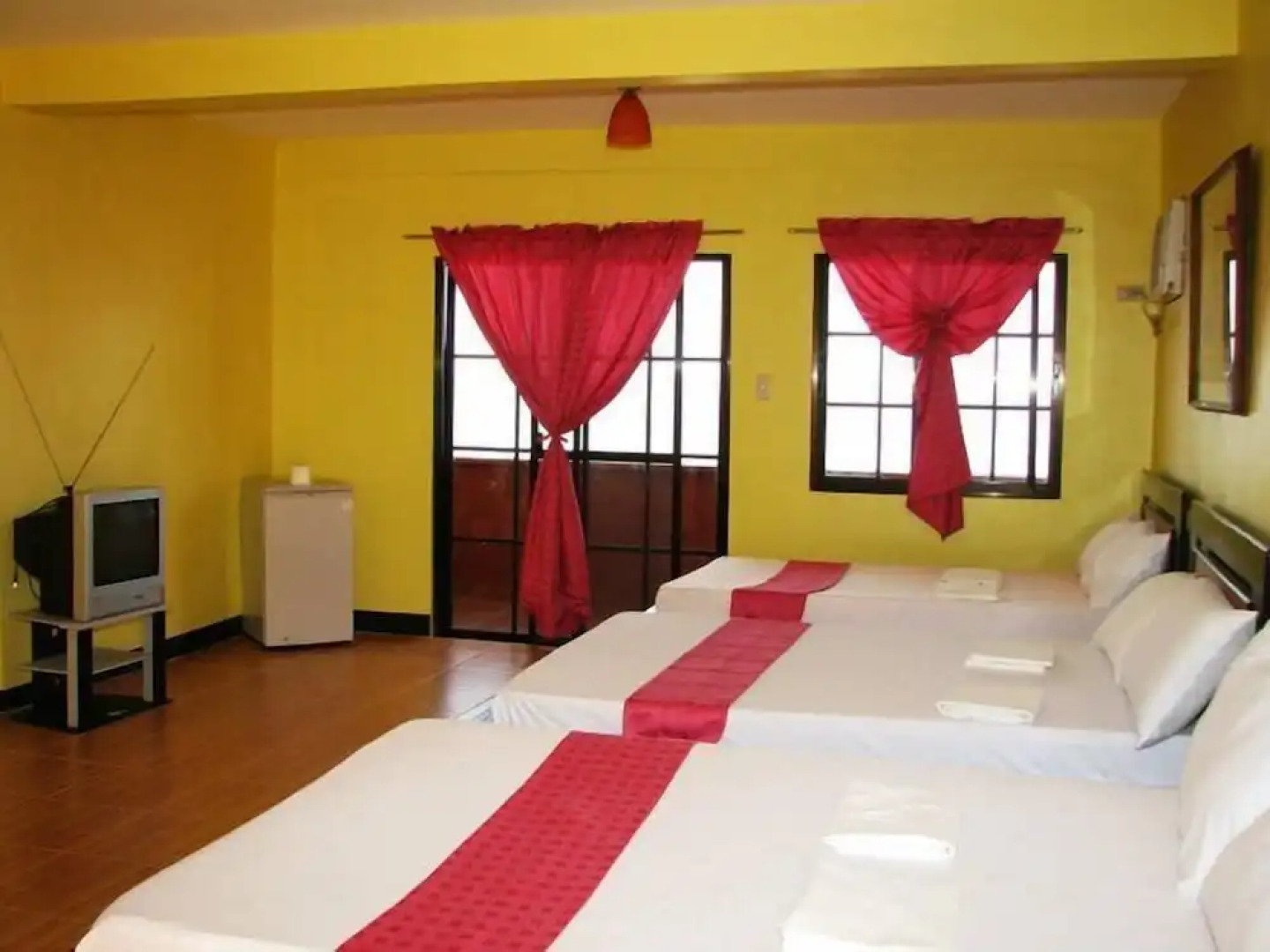 Bakasyunan Resort Zambales