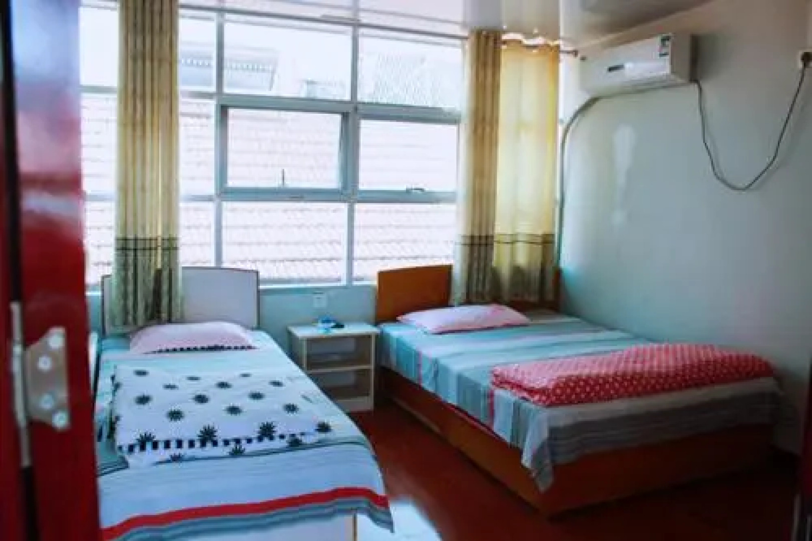 Rizhao Yiyu Fengshang Home Inn