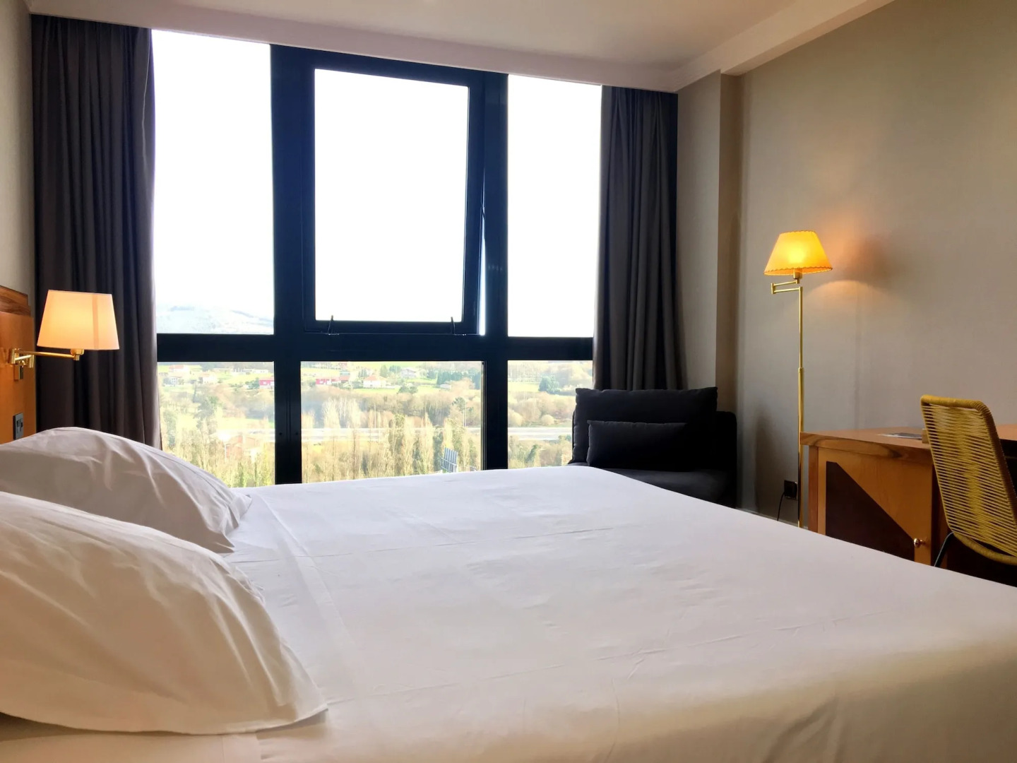 Отель Oca Puerta del Camino