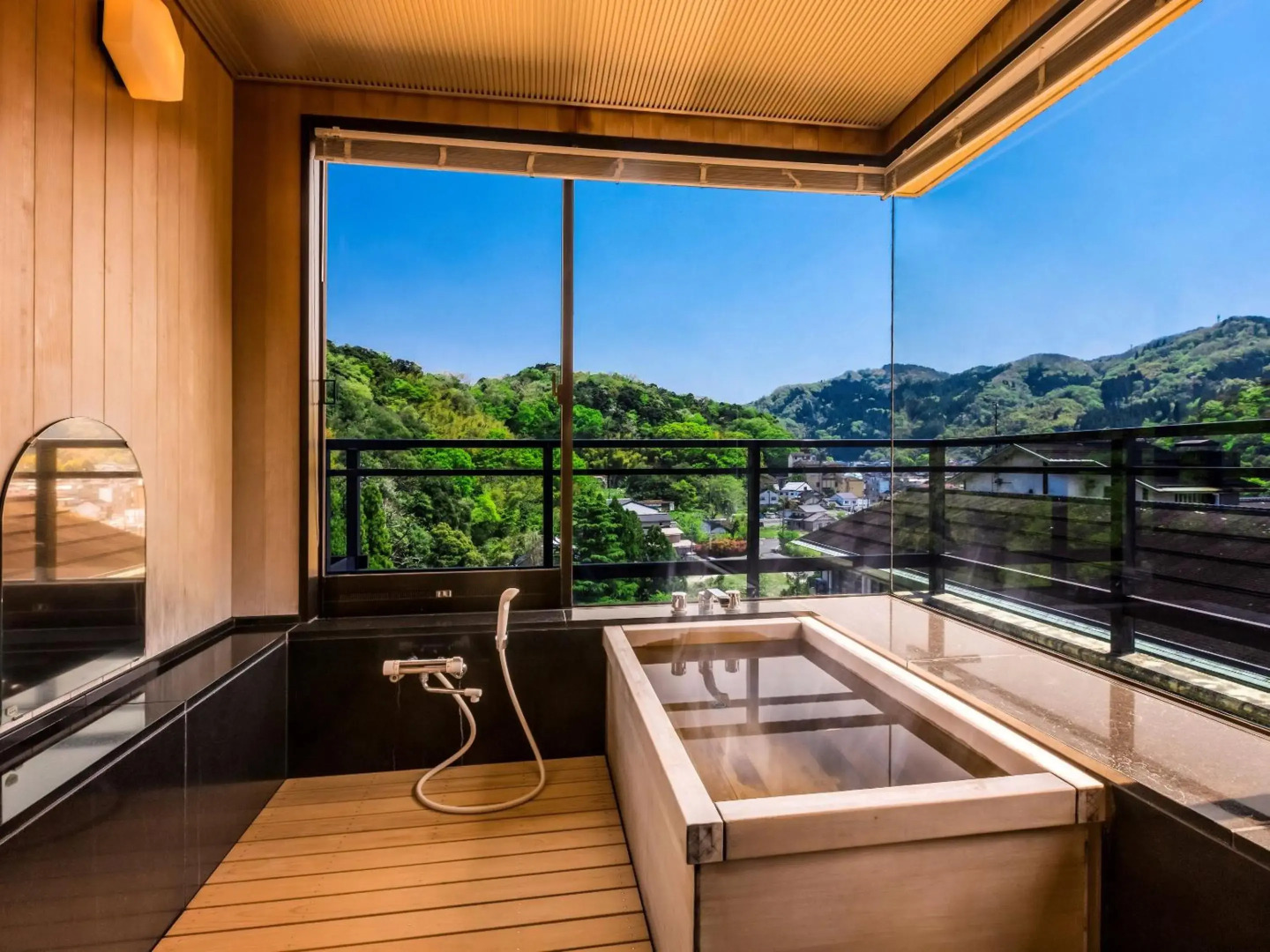 Ooedo Onsen Monogatari Premium Saiki Bekkan