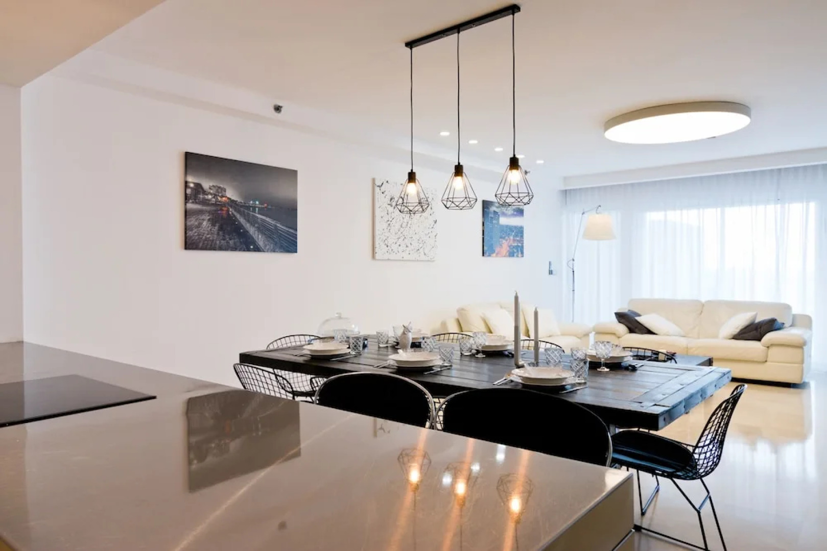 High Class Condo at Marina by FeelHome