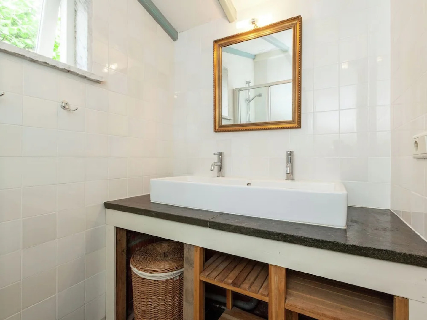 Stylish Holiday Home with Box Bed near Lake Veere