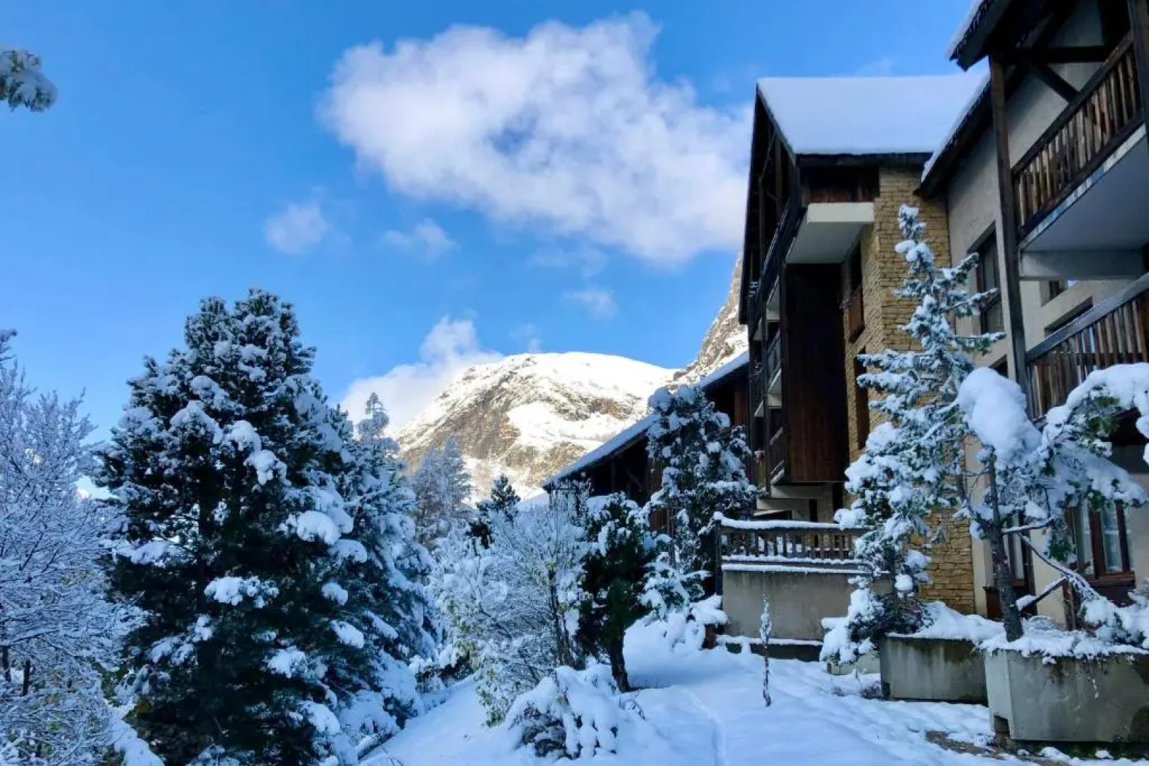 Les balcons de la Meije n 27- Bright very large balcony very well equip