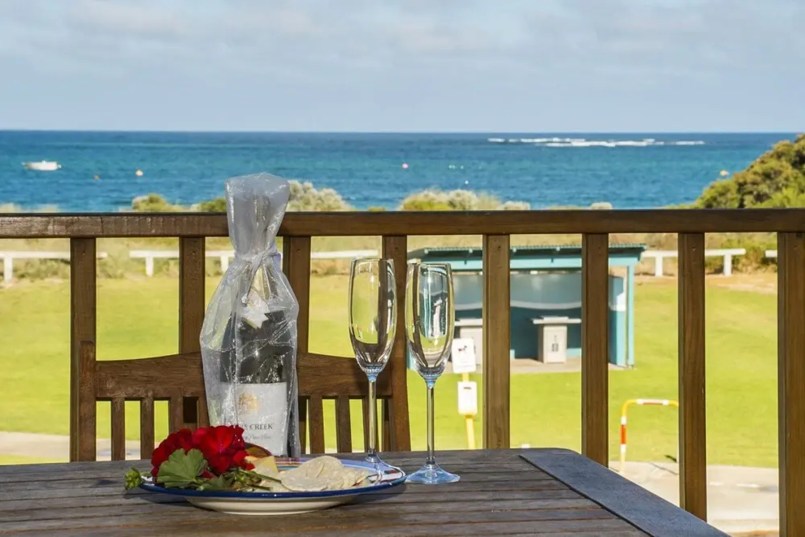 Whitehaven- Beach View From Every Room
