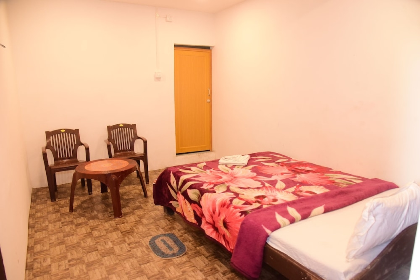 Hotel Paradise Inn