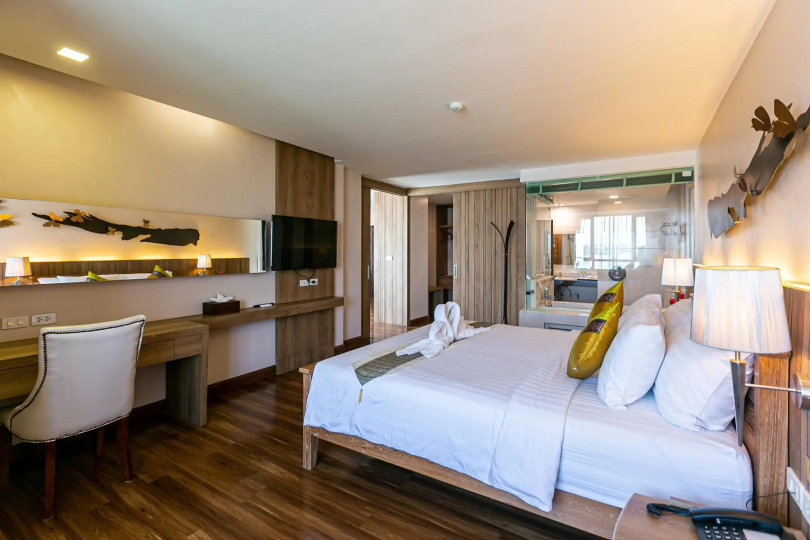 Grand Ratchapruek Hotel