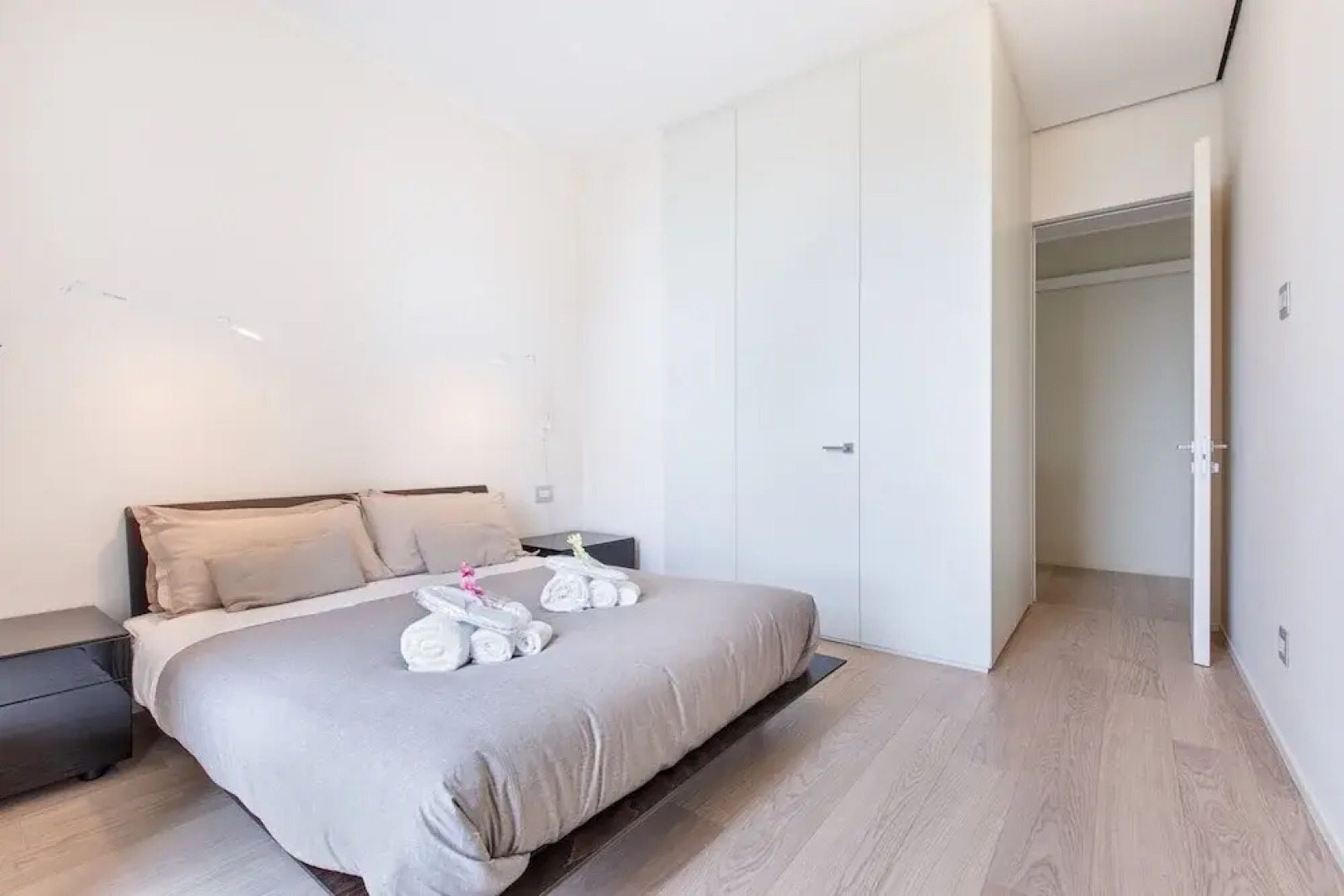 Suitelowcost Solaria 6 pax