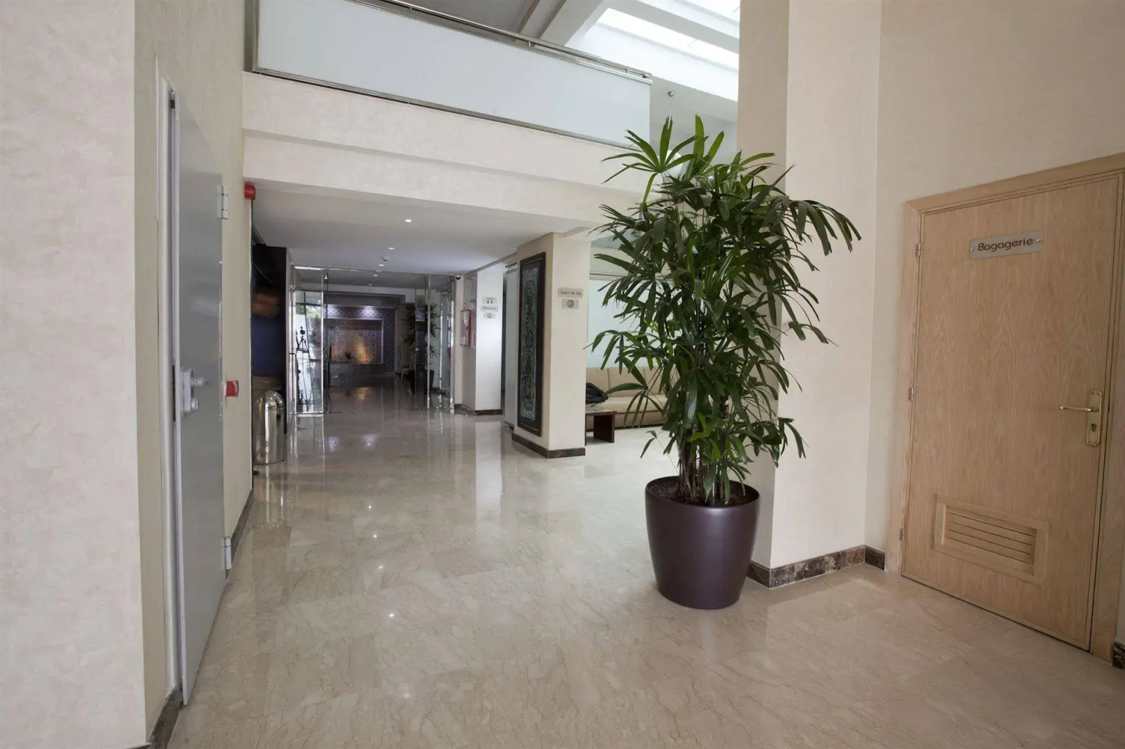 Alwalid Hotel