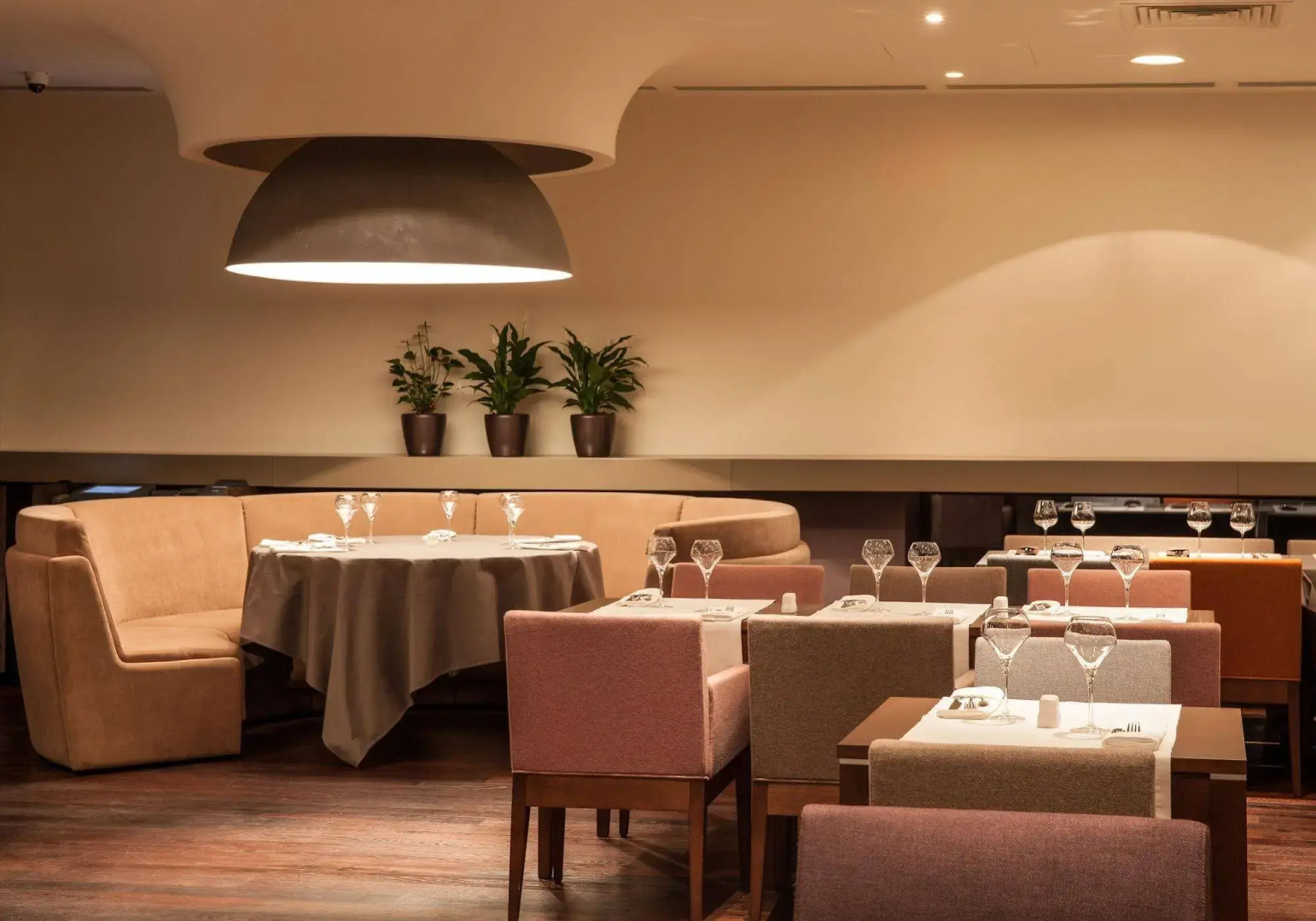 Kronwell Brasov Hotel