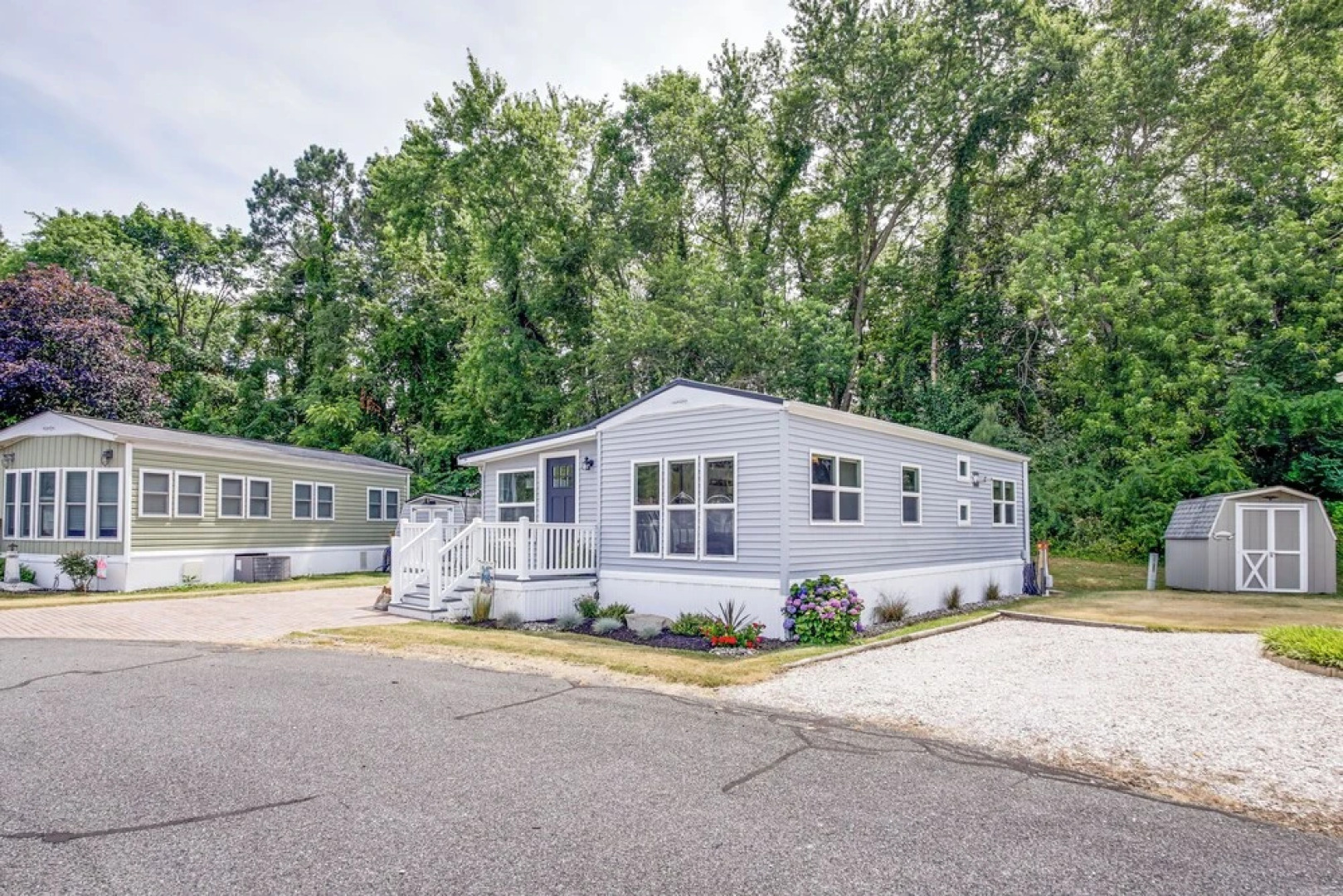 Breezy Ocean Pines Cottage w/ Patio & Pool Access!