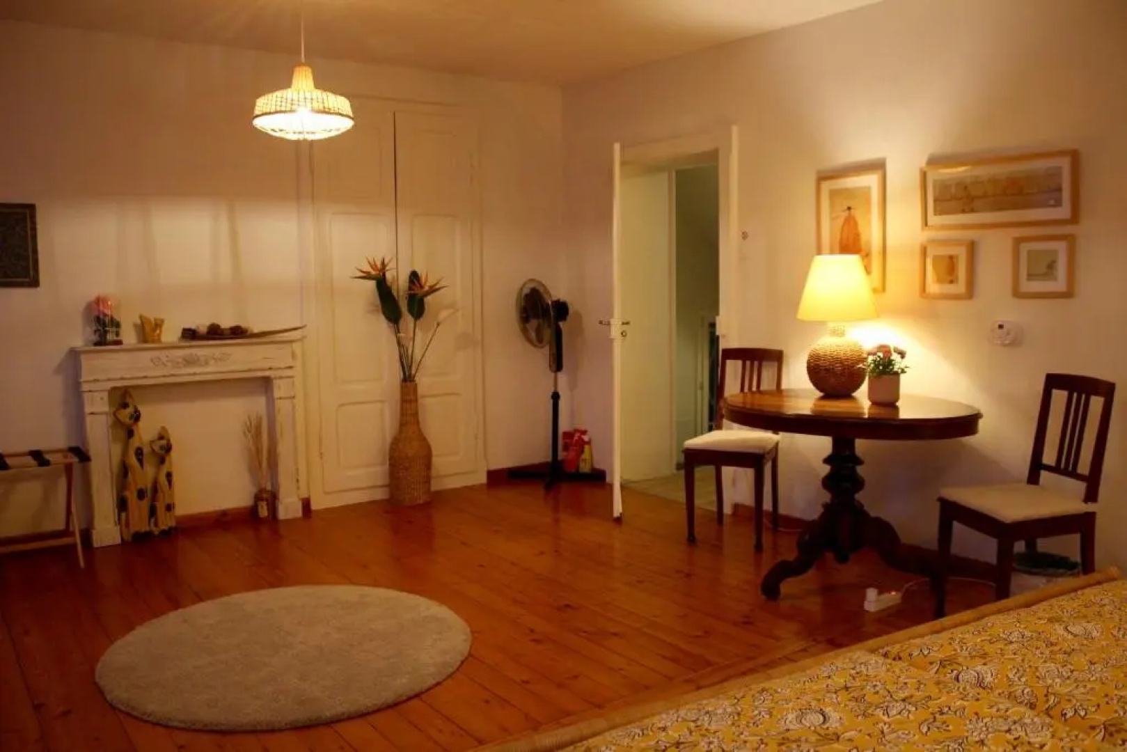 1912 - Apartment - old town