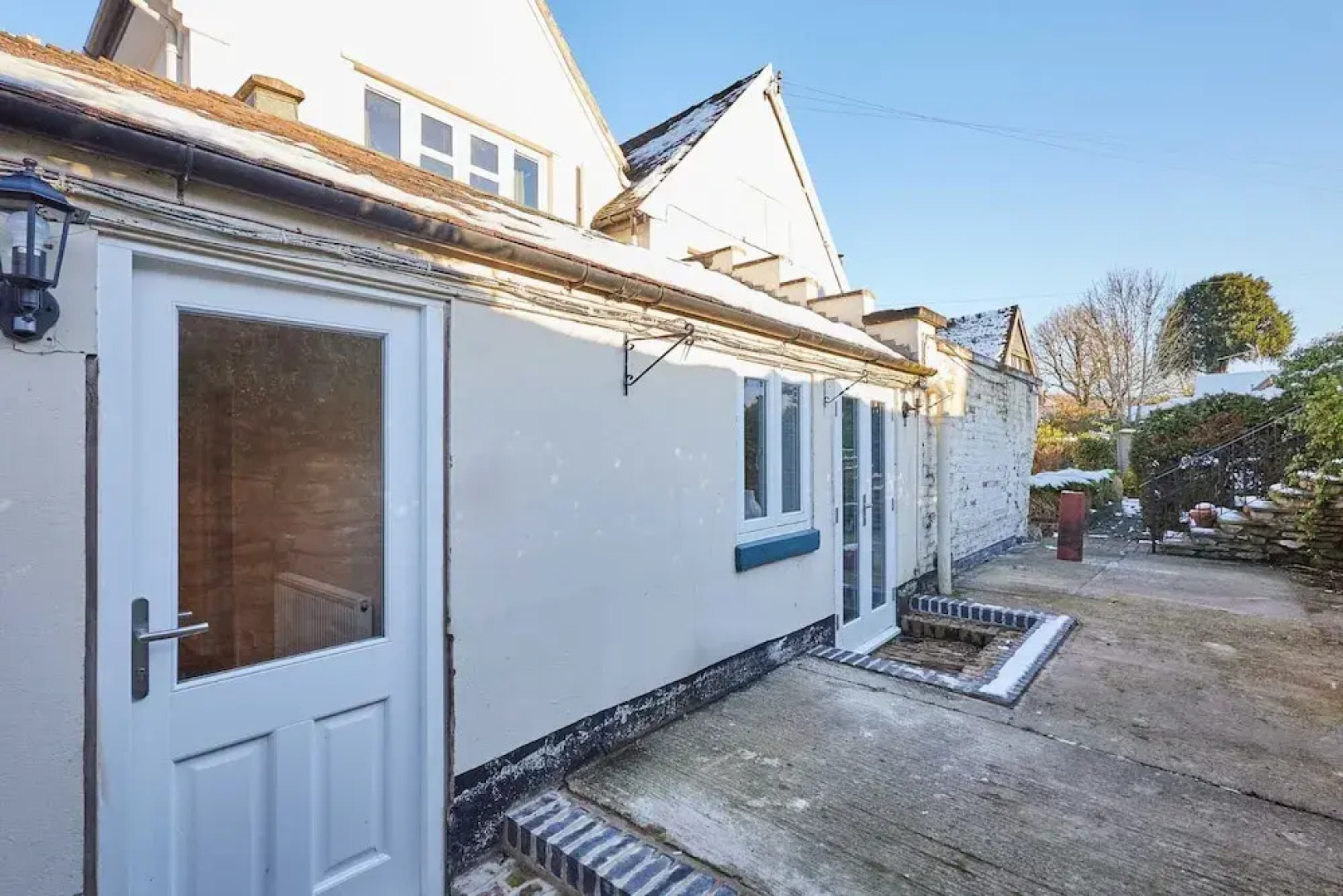 Host Stay Raven s Nest Suite