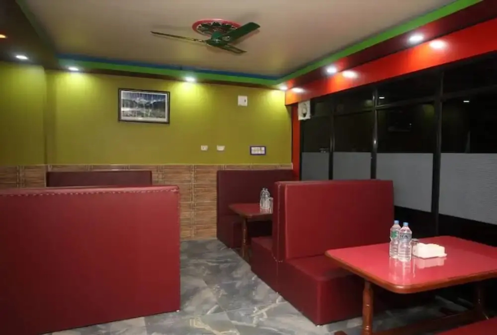 OYO 687 Hotel Aastha