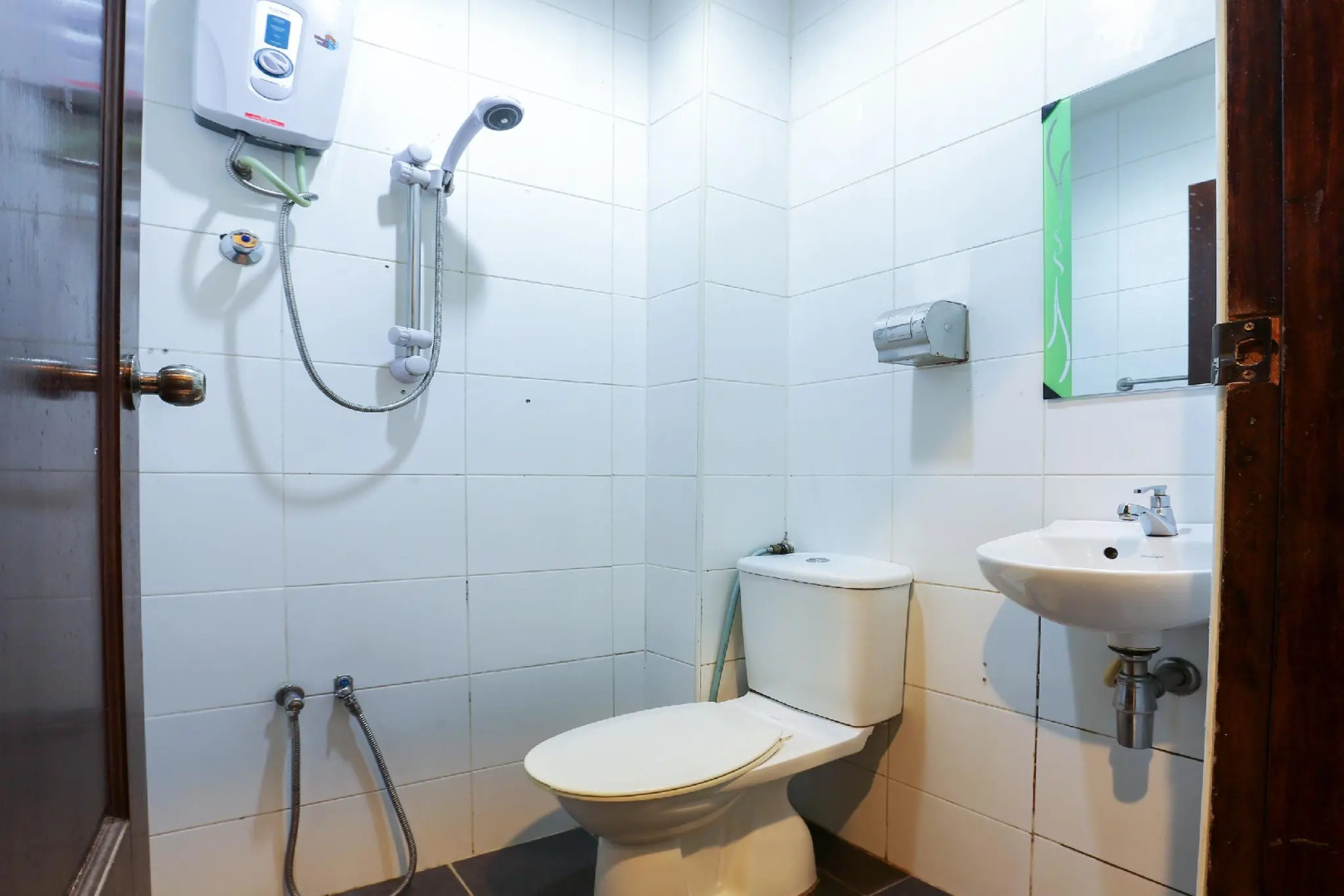 OYO 90098 Goa Inn Hotel