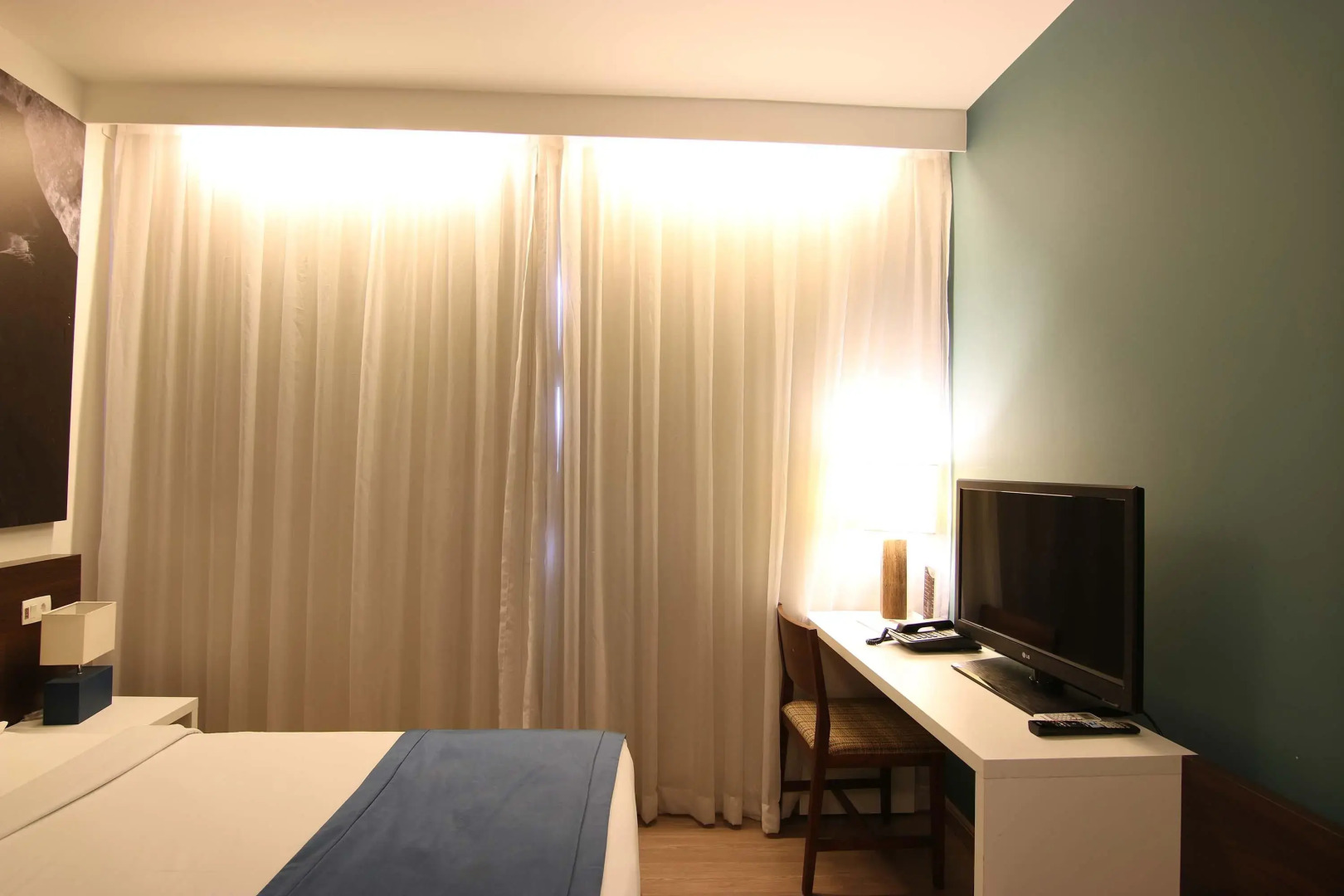 VOA Business Supreme Choice Confins