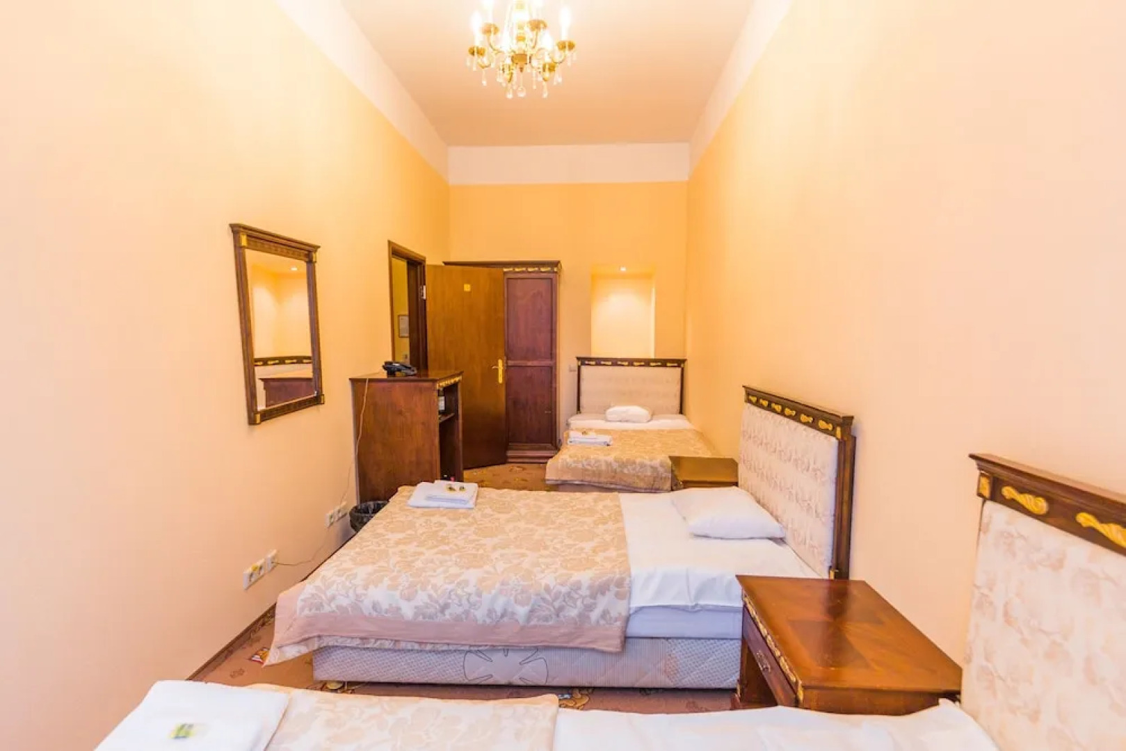 Отель Garden Palace