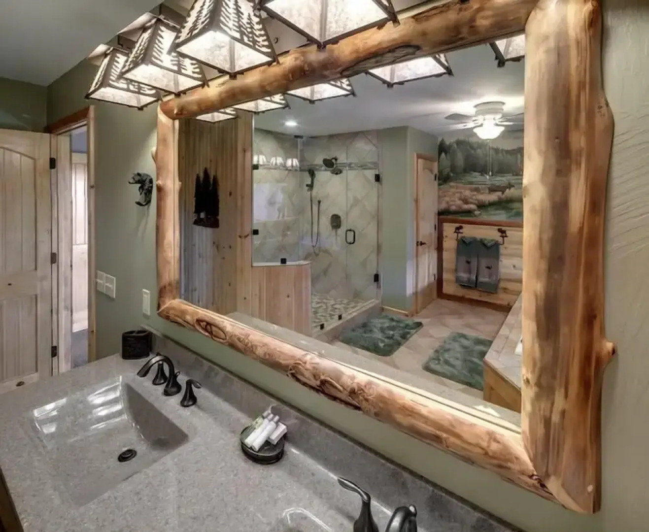 Lake Shore Cabins on Beaver Lake