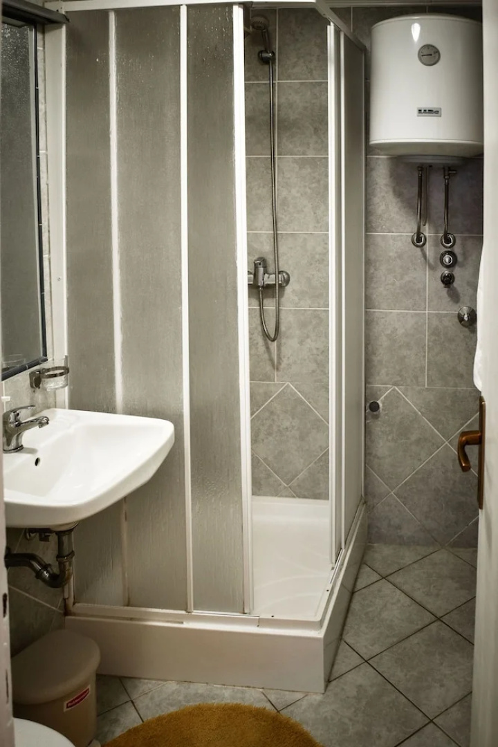 Apartments Milivoj