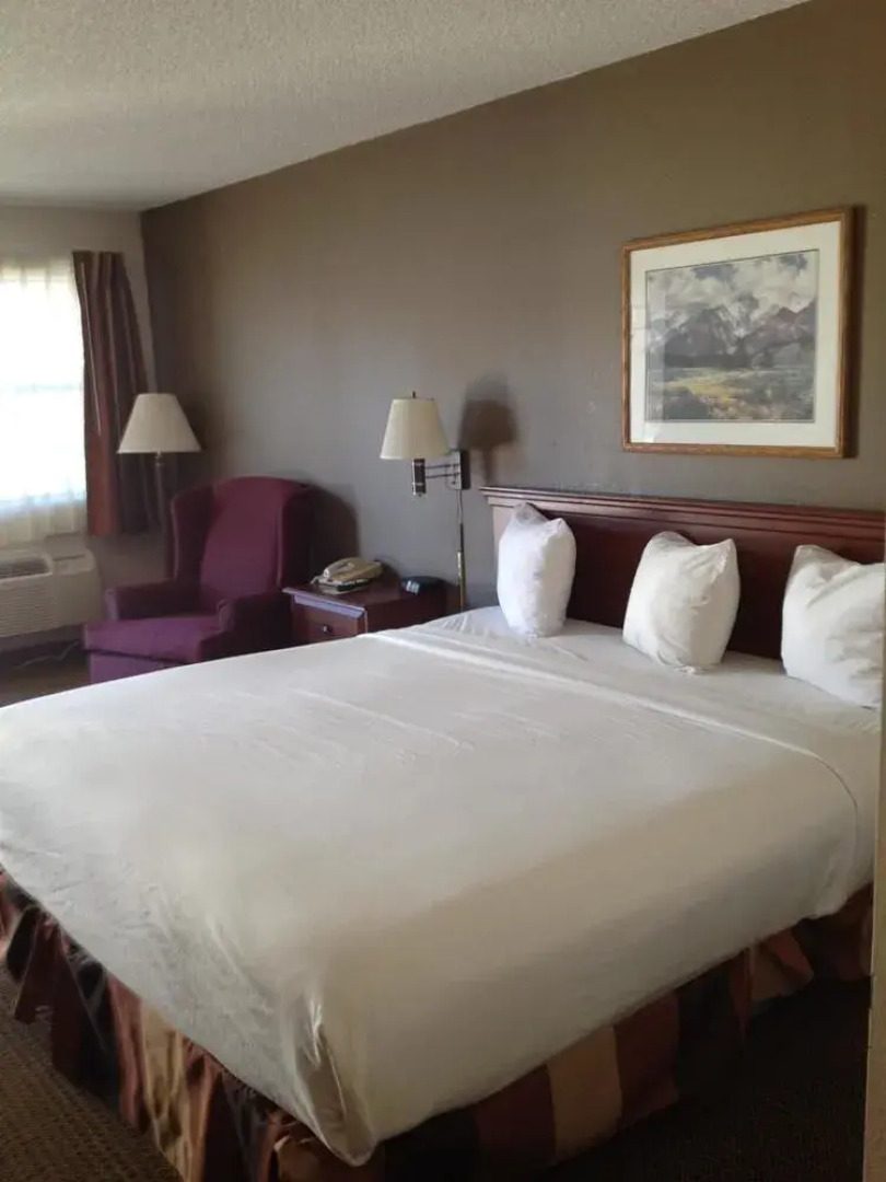 Weatherford Inn and Suites