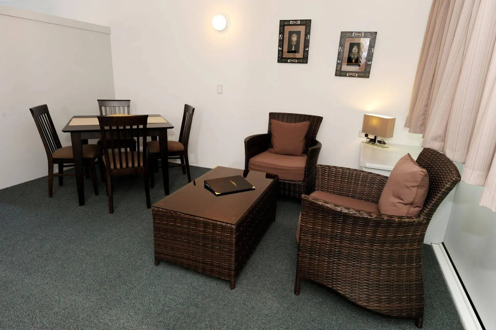 Reef Adventureland Motel