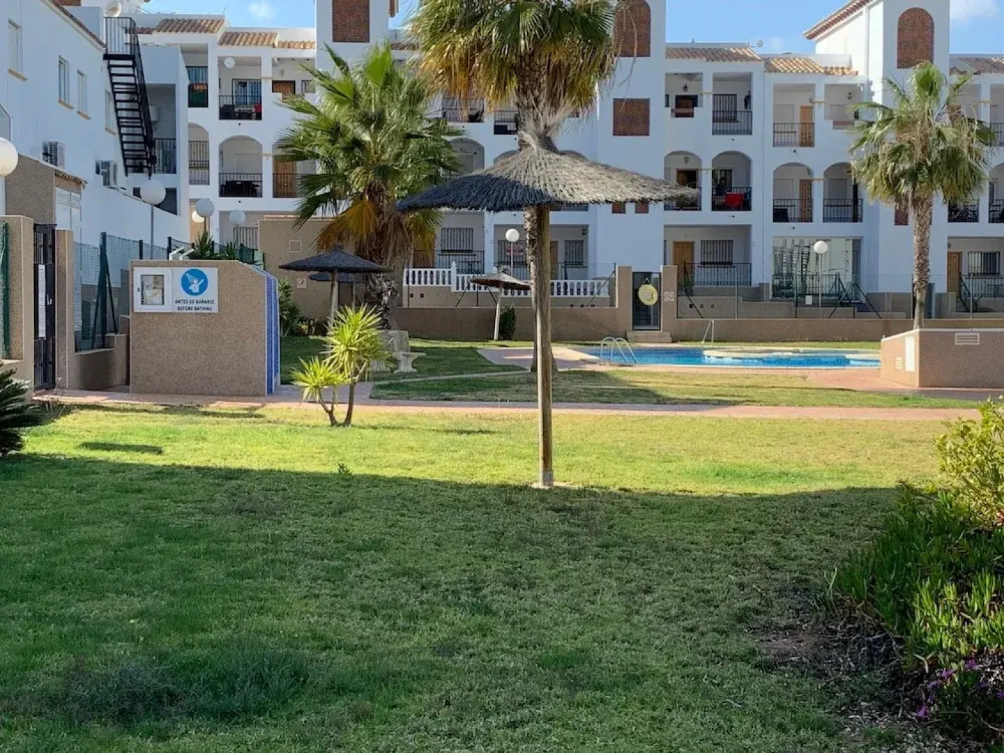 Lovely 2-bed House in Punta Prima, Orihuela Costa