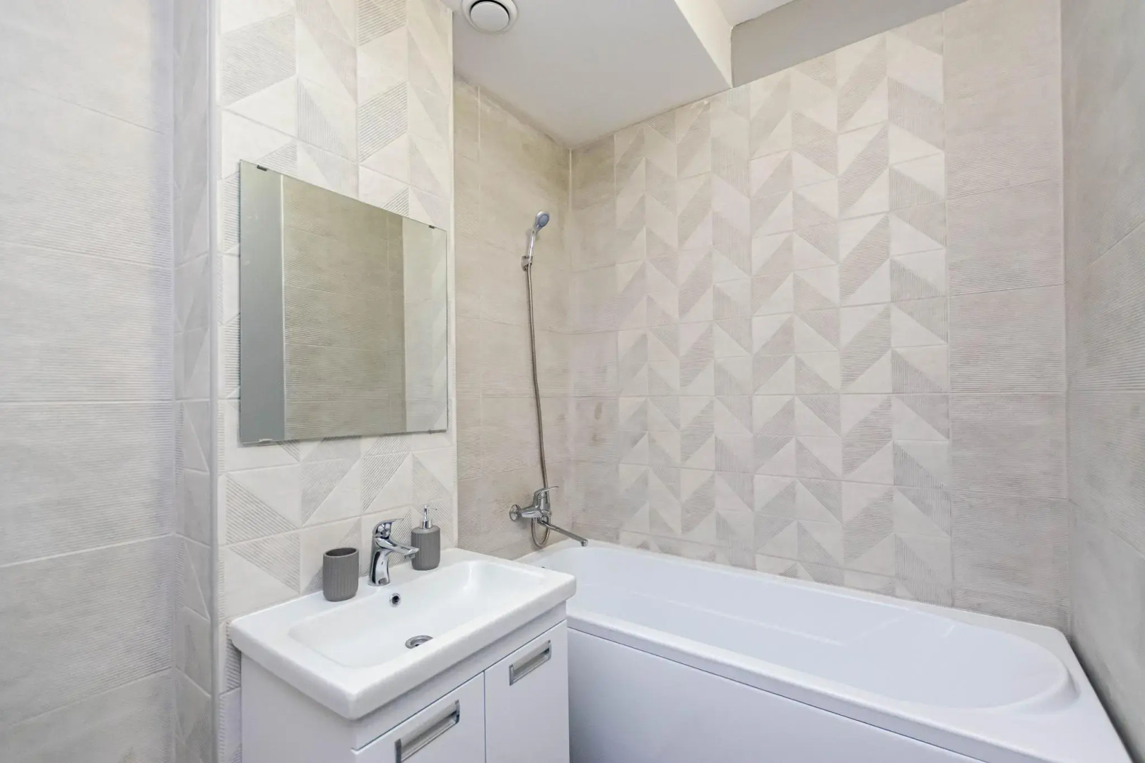 Сладких Снов на улице Карла Модераха