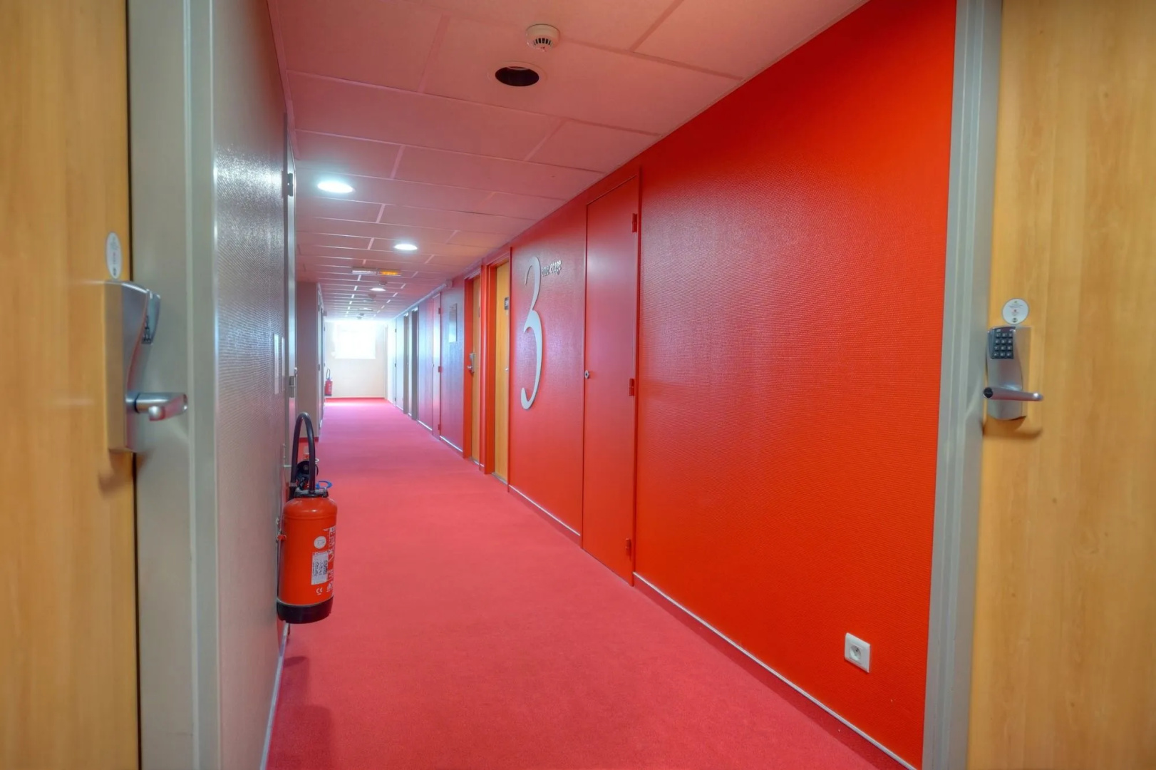 B&B HOTEL Saint-Etienne Monthieu