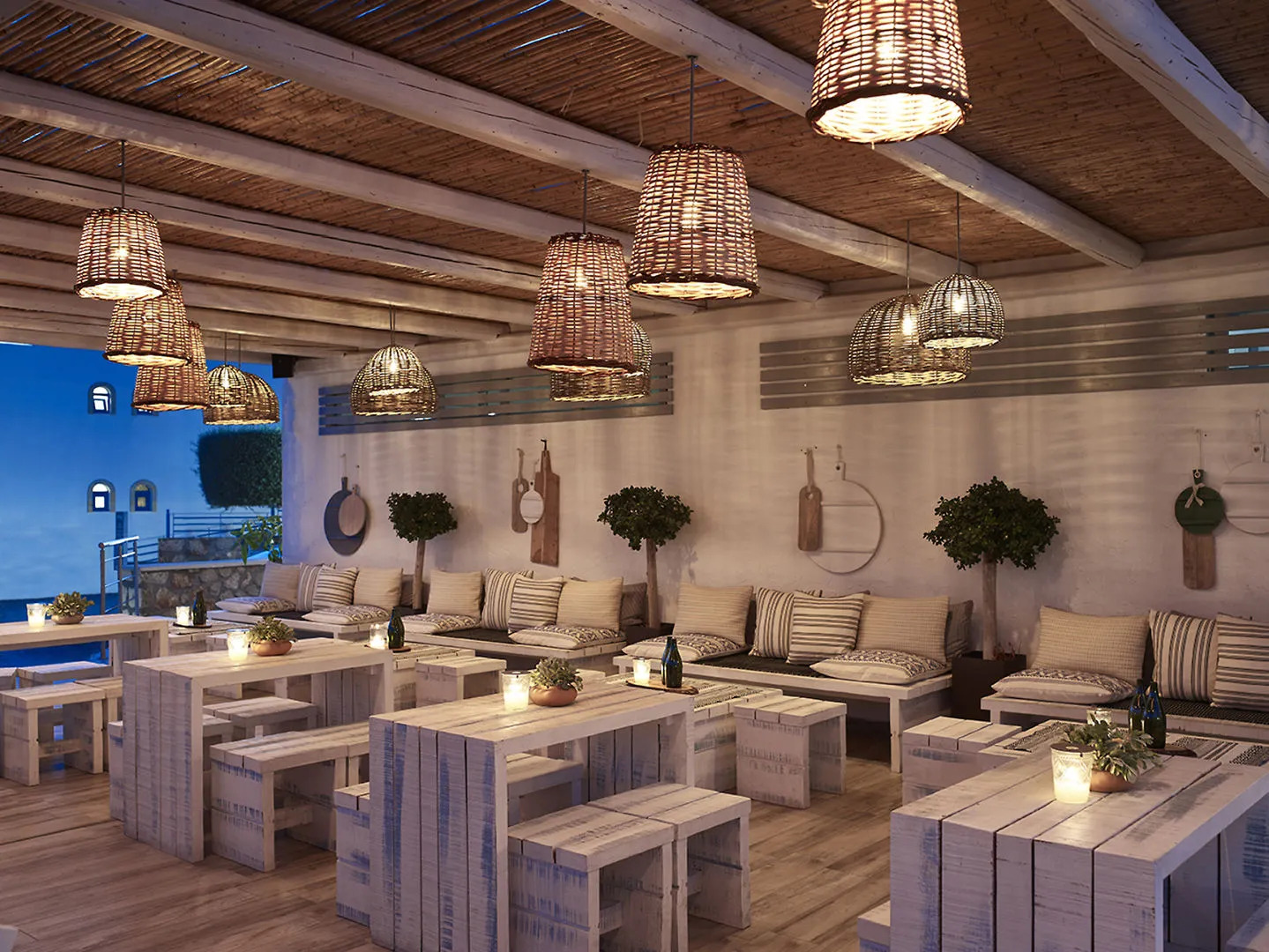 Pefki Islands Resort