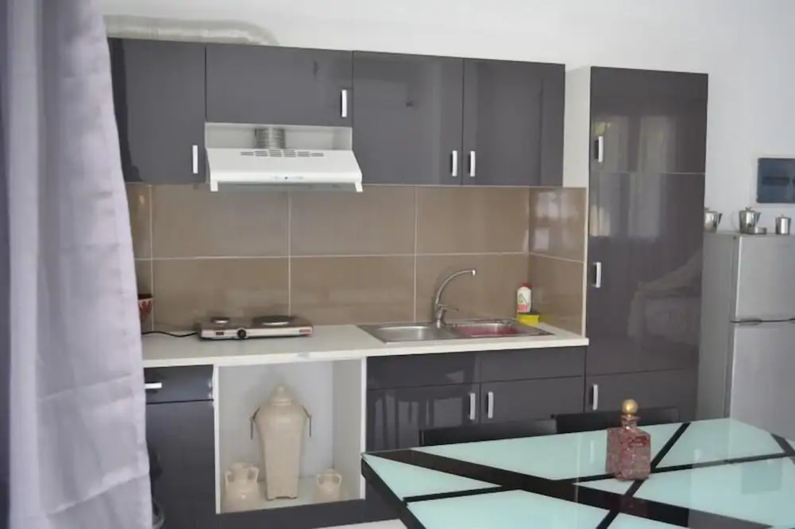 Alexandros Apartments