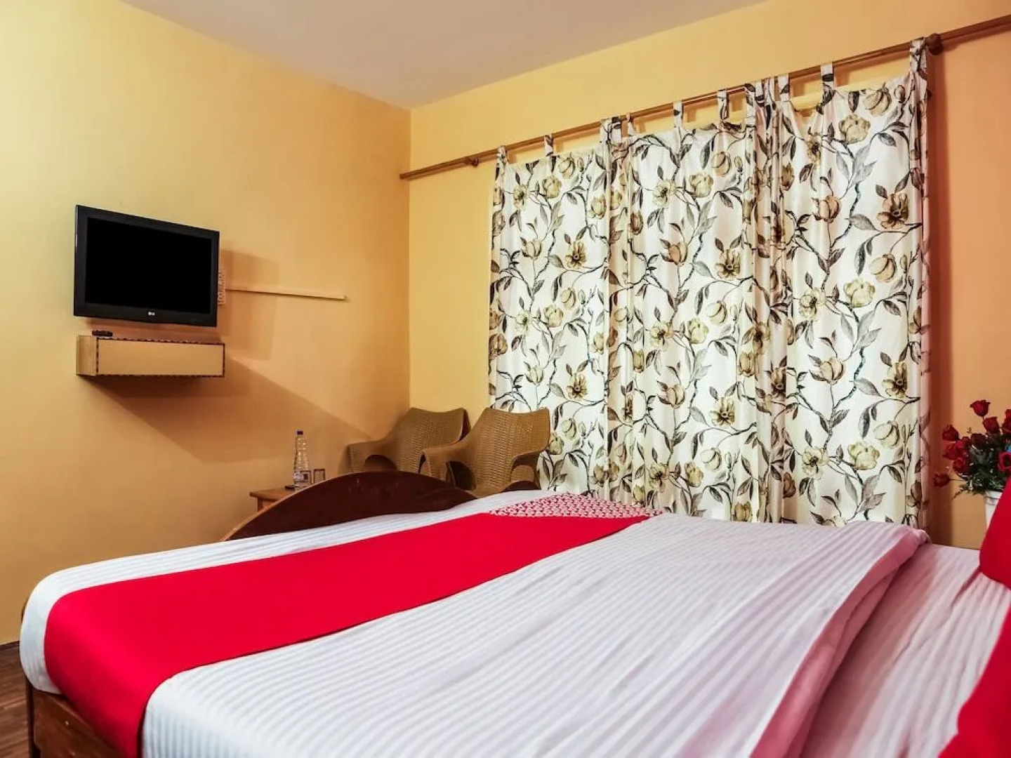 OYO 37004 City Heart Guest House