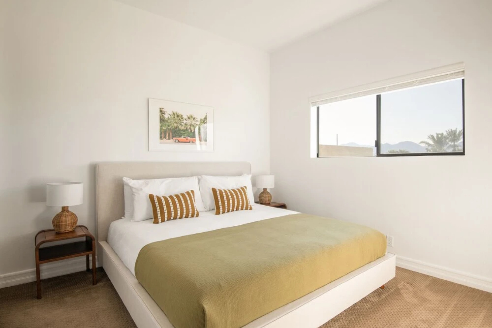 Buena Vista by Avantstay Massive Outdoor Oasis w Pool Spa Firepit