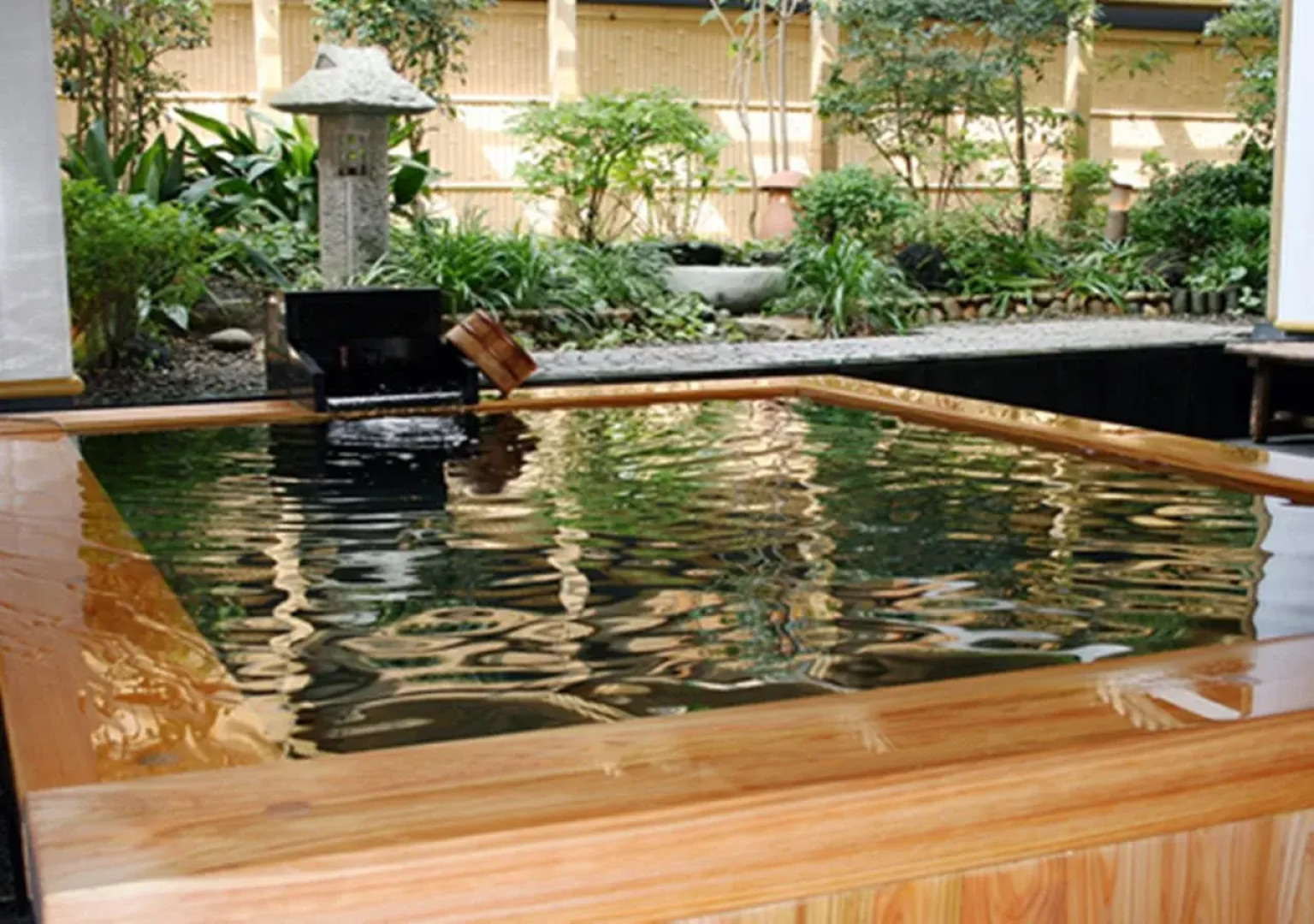 Hakata Yufuin Takeo Onsen Manyo no Yu