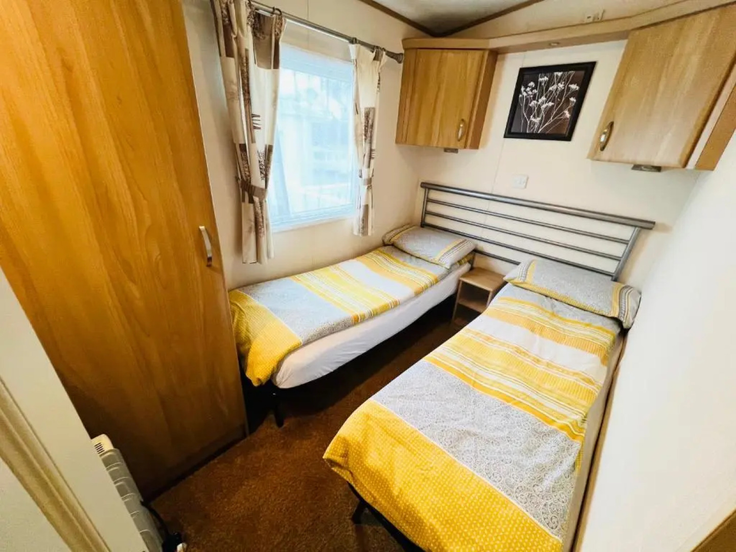 Luxury 2 Bedroom Caravan LG39, Shanklin, Isle of Wight