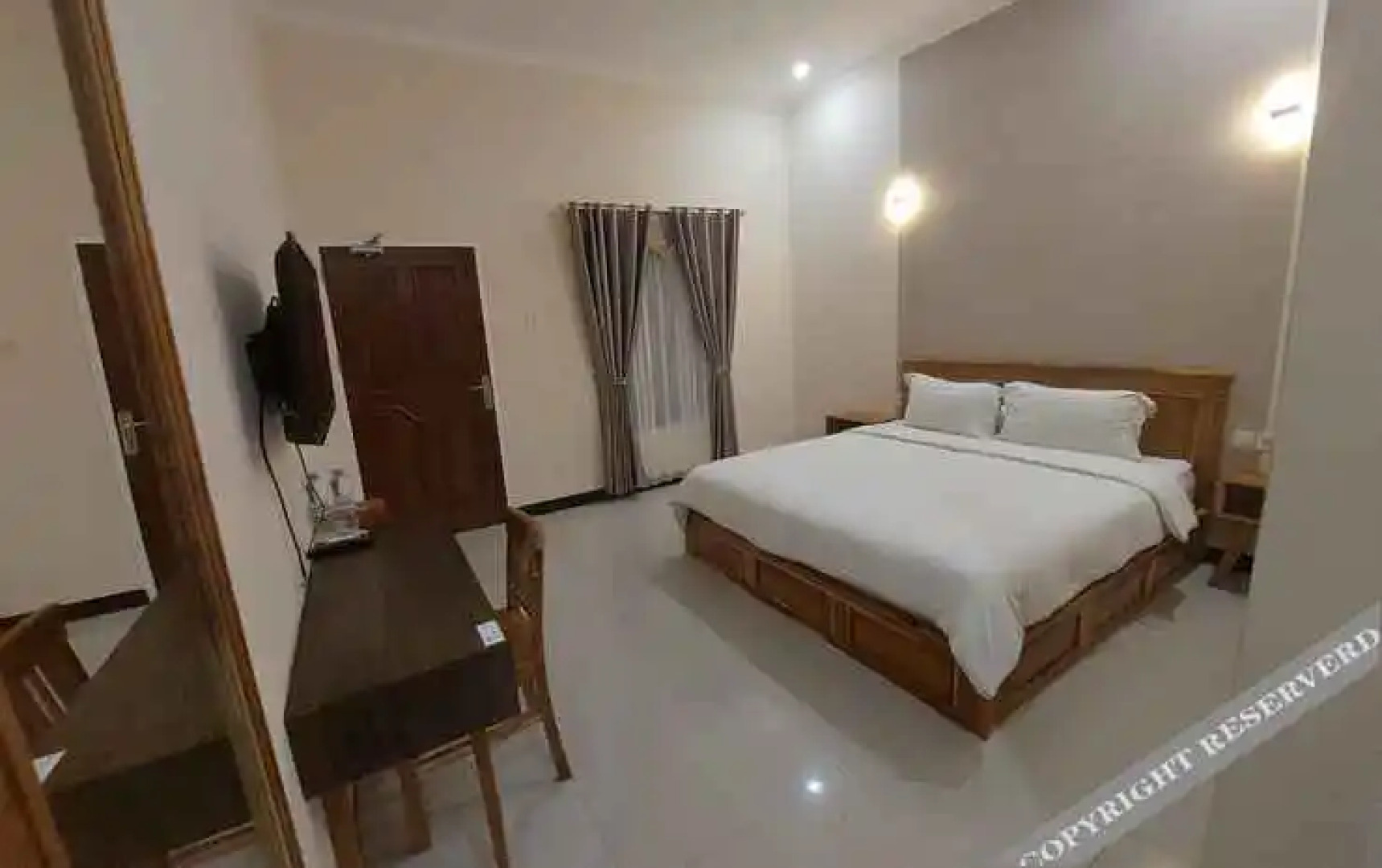 Sunrise Hotel Larantuka